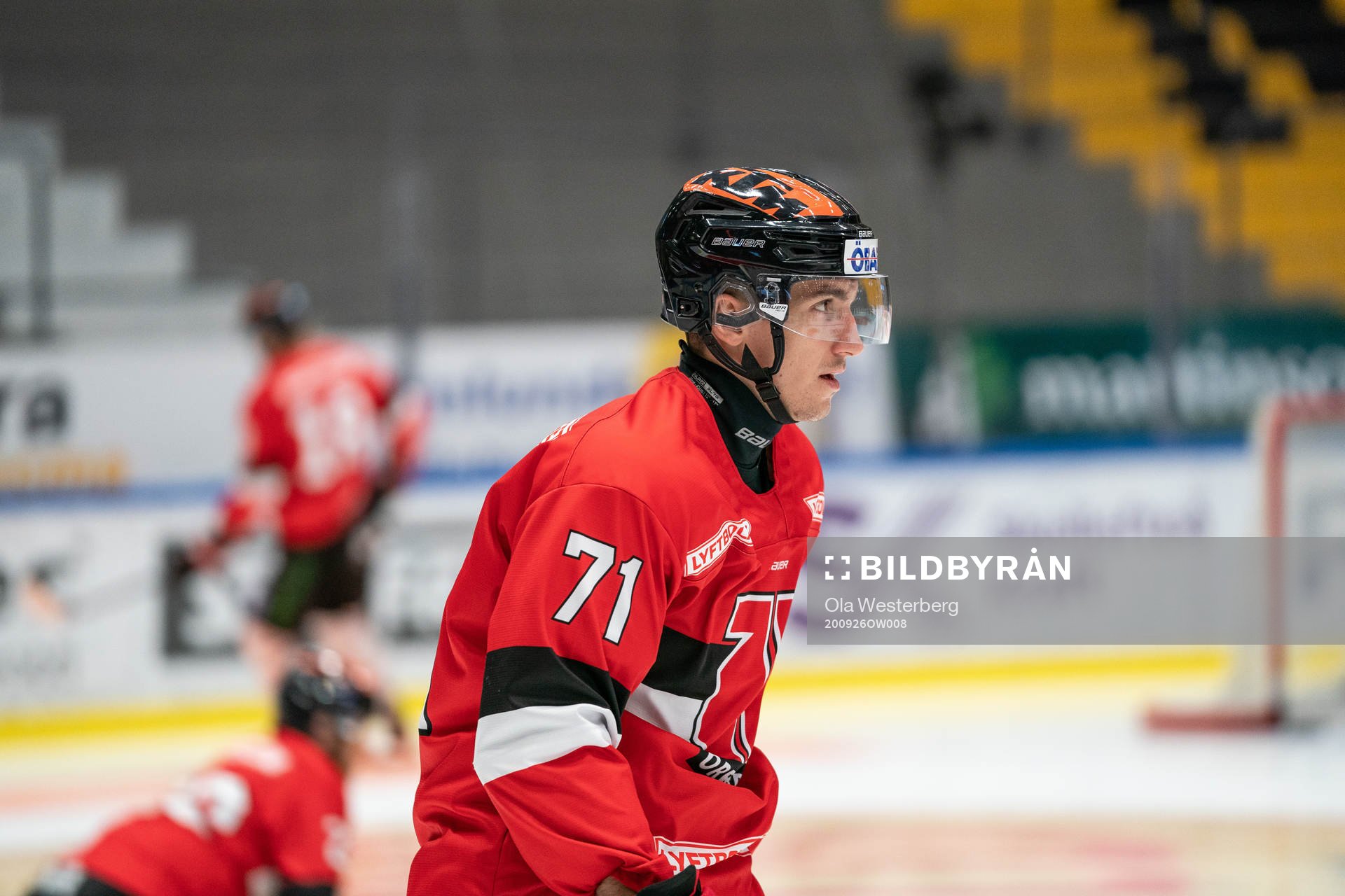 Örebros Borna Rendulic före ishockeymatchen i SHL mellan