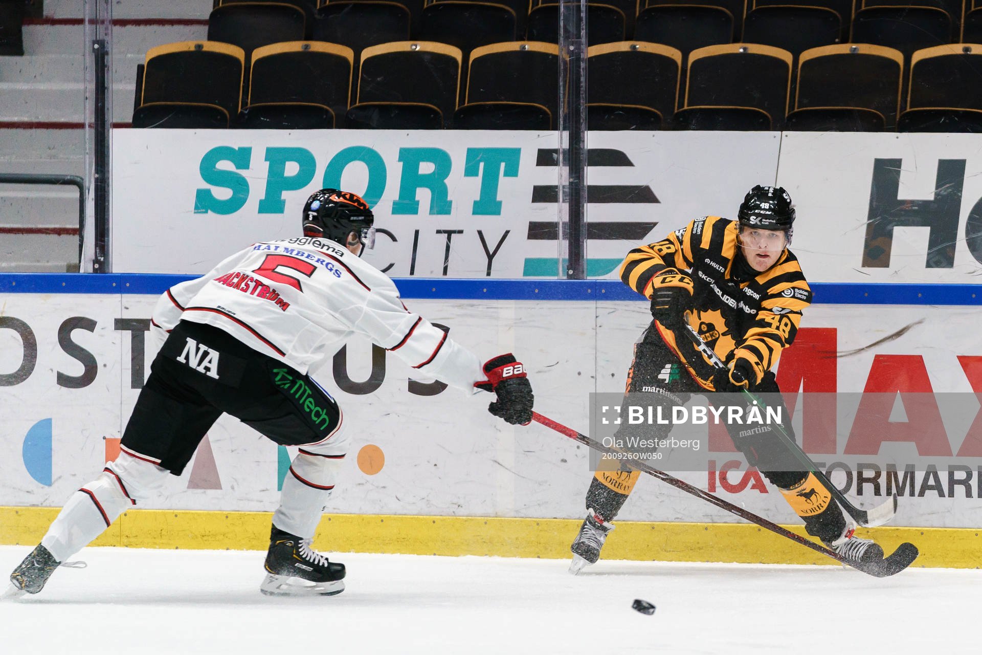 Örebros Gustav Backström och Skellefteås Jonatan Berggren