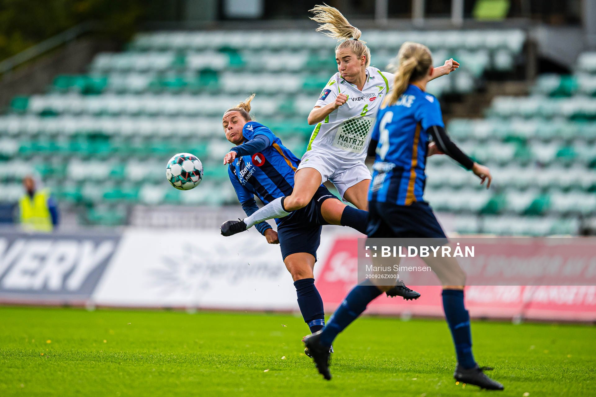 Maren Eithun Hauge of Stabæk and Åsa Klakegg Thorsen of
