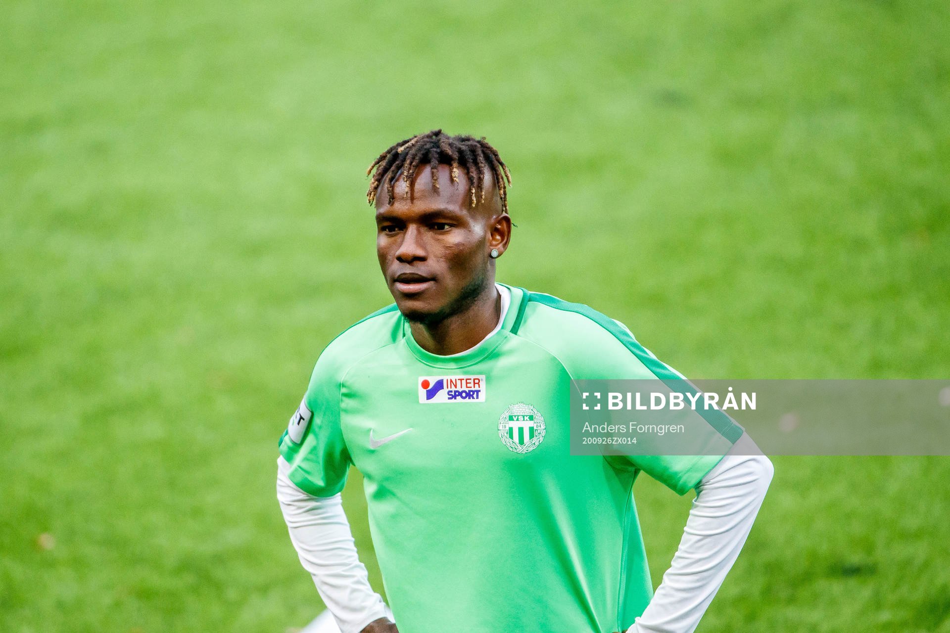Västerås Moussa Traoré innan fotbollsmatchen i