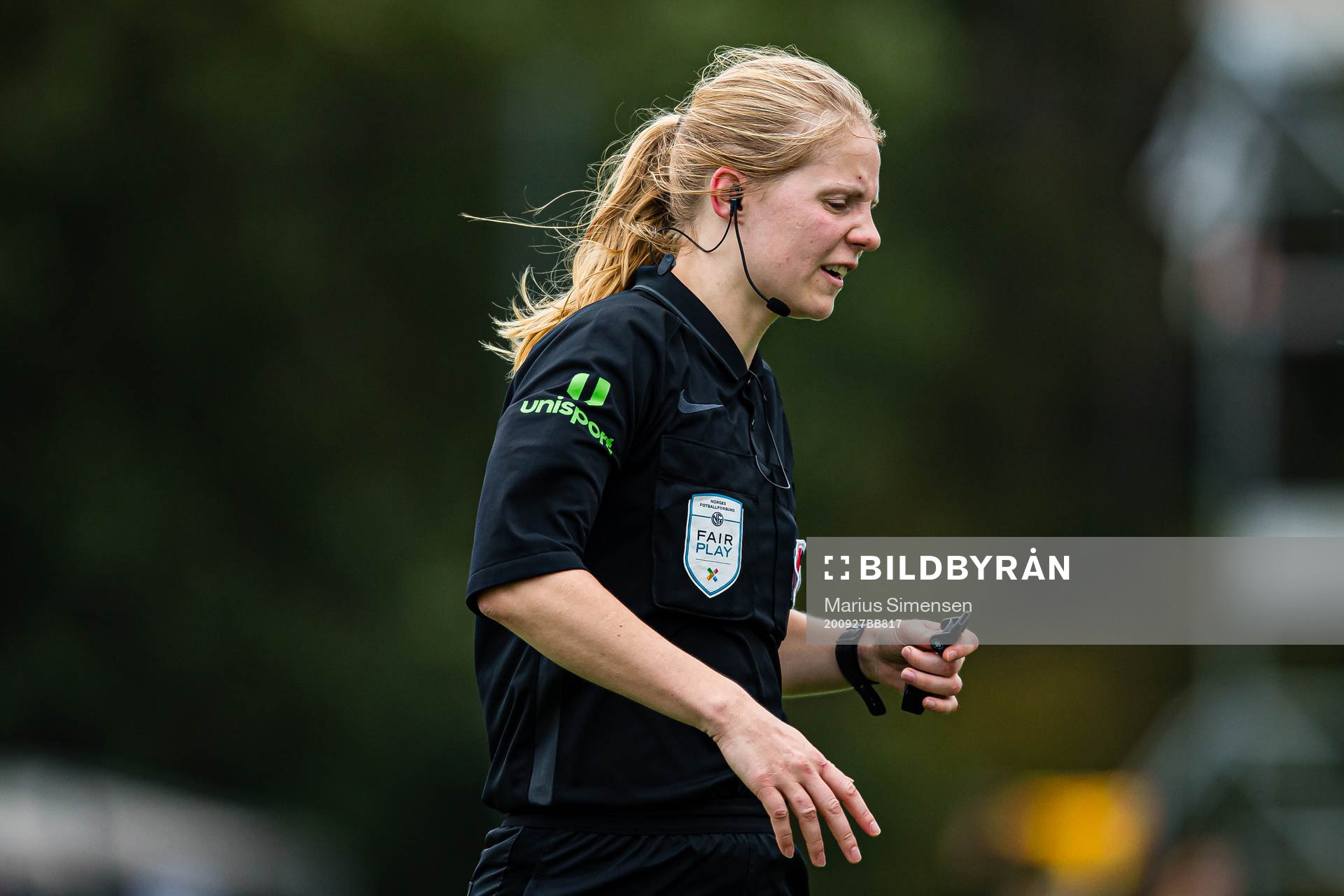 Veronika Fjeldvær, referee