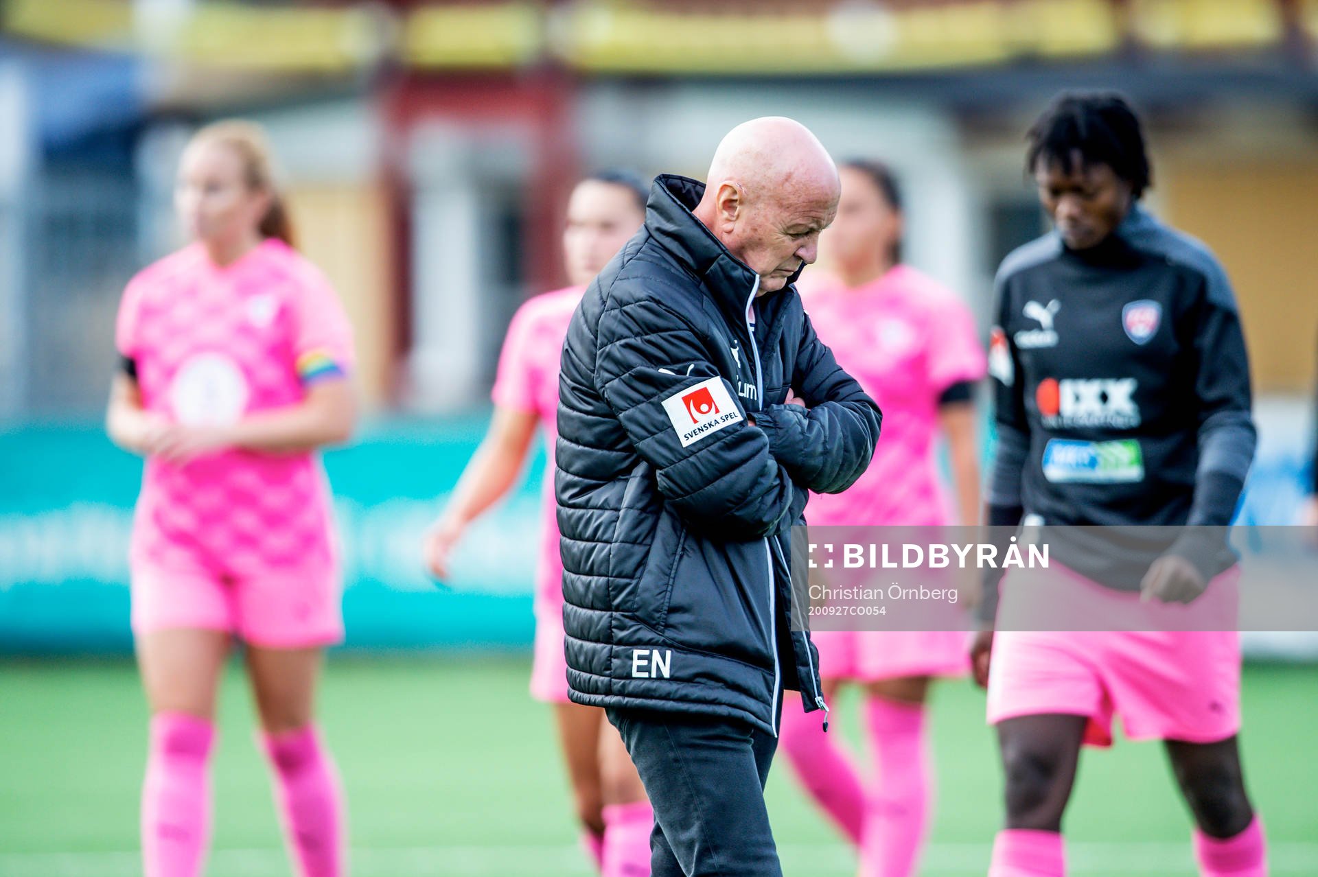 Rosengårds lagledare Erling Nilsson deppar