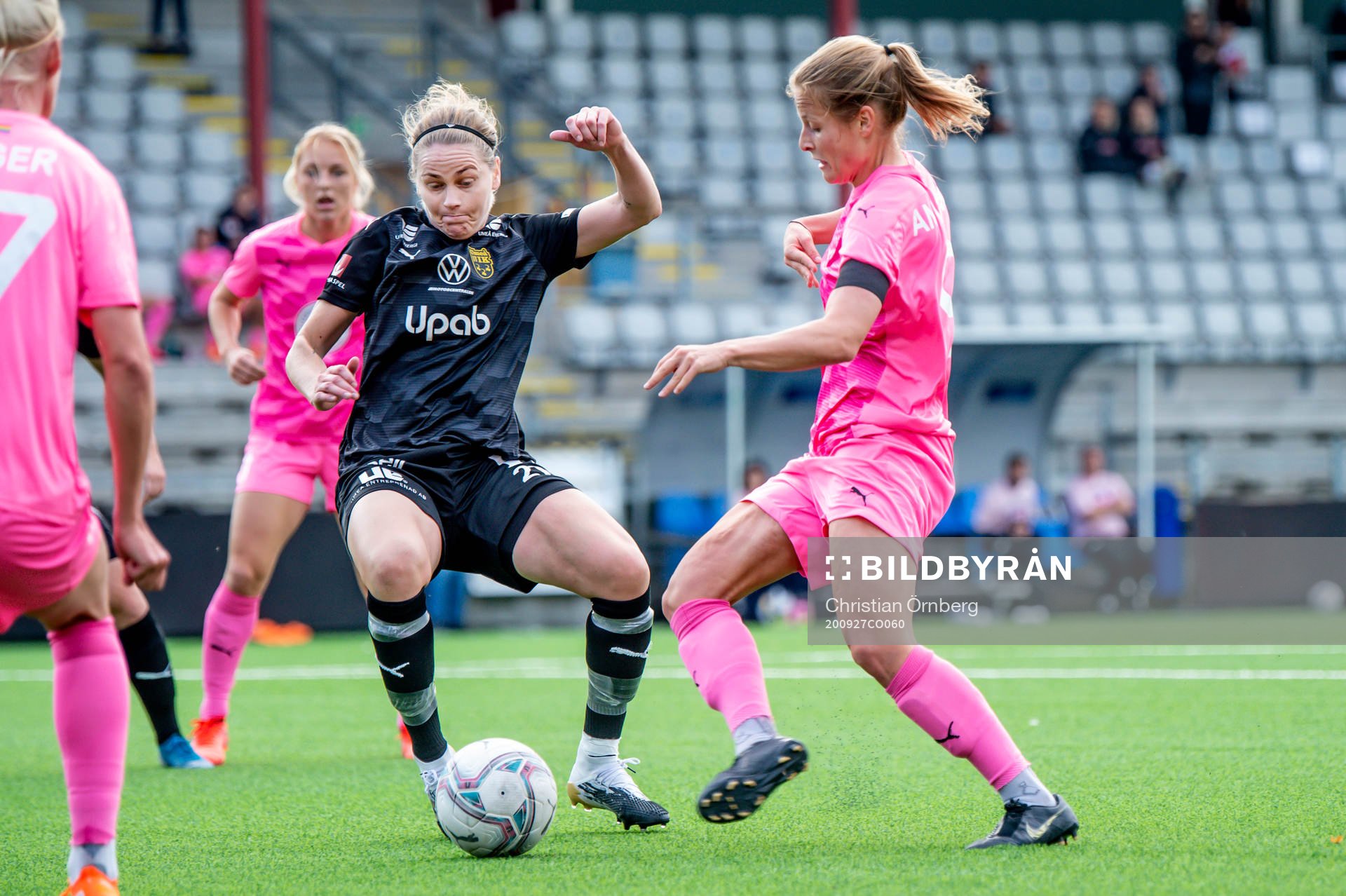 Umeås Lisa Dahlkvist mot Rosengårds Anna Anvegård