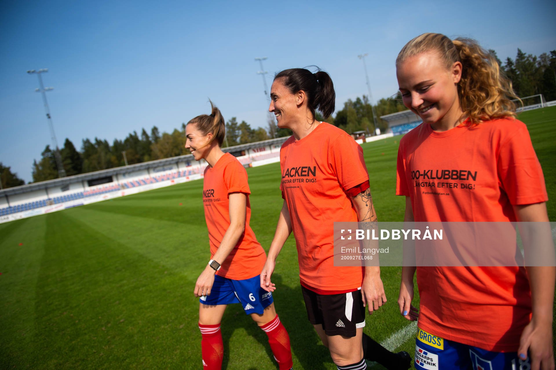 Vittsjös Clara Markstedt, målvakt Shannon Lynn, och Ebba