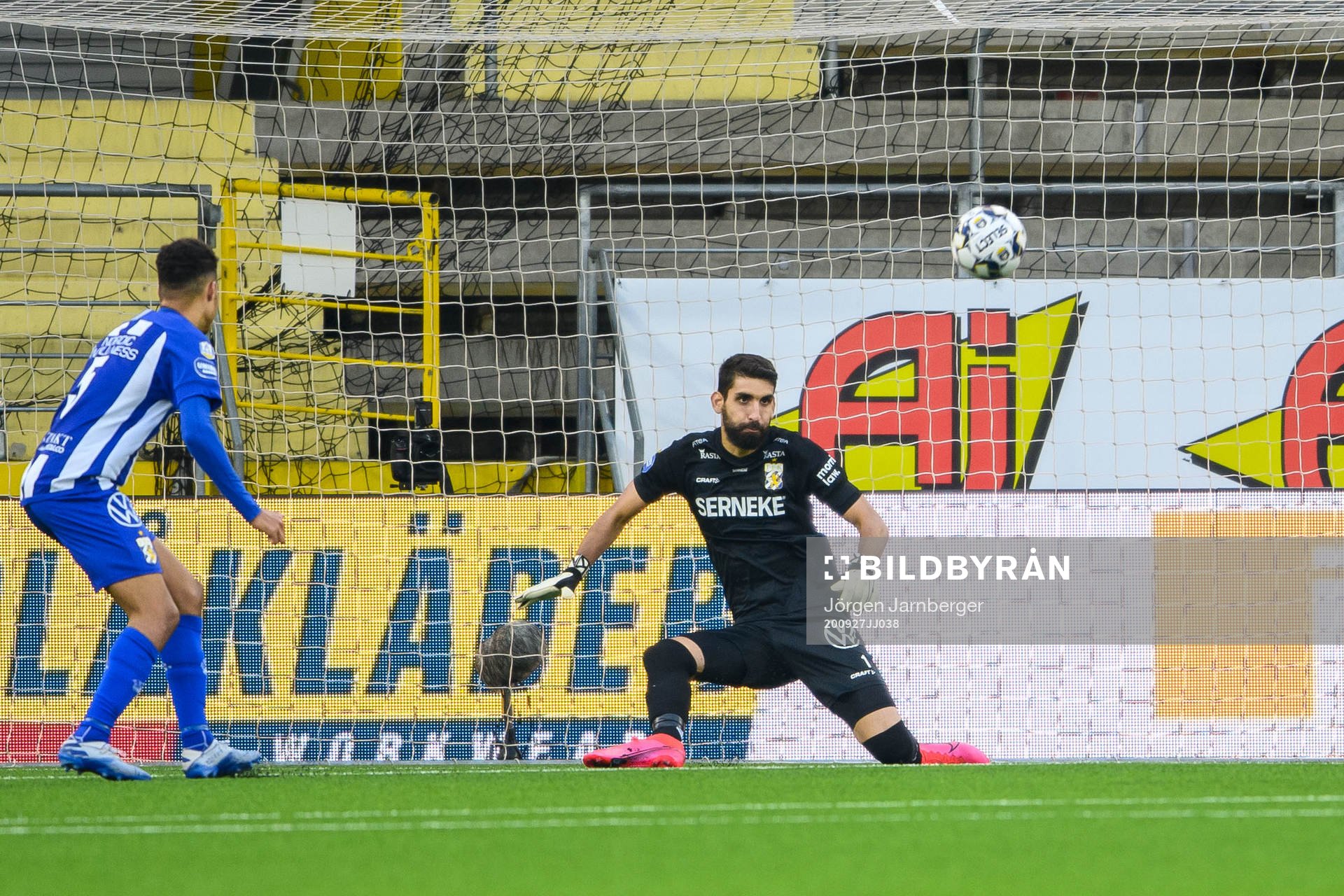 IFK Göteborg målvakt Ioannis Anestis med en räddning