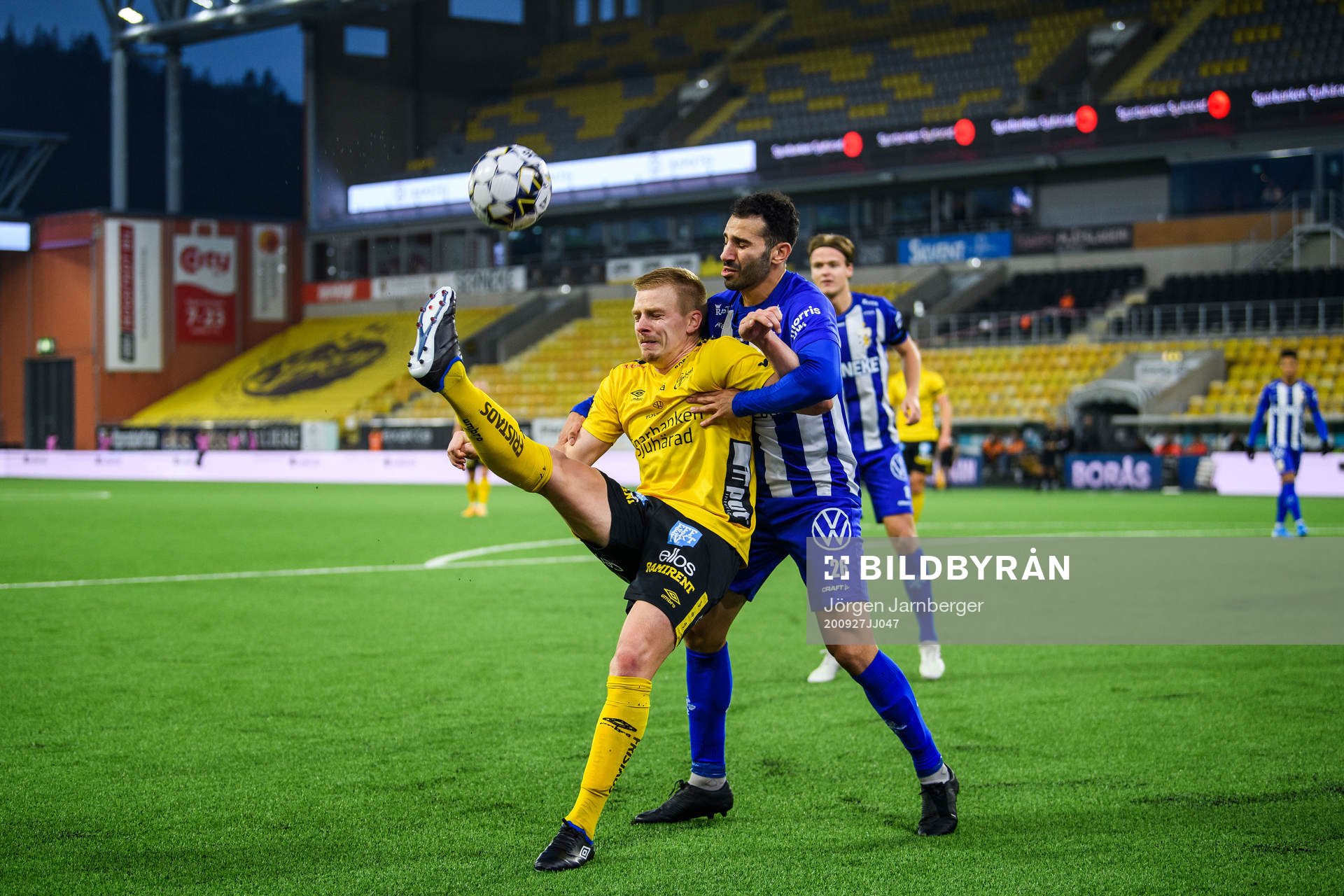 Elfsborgs Per Frick och IFK Göteborg André Calisir