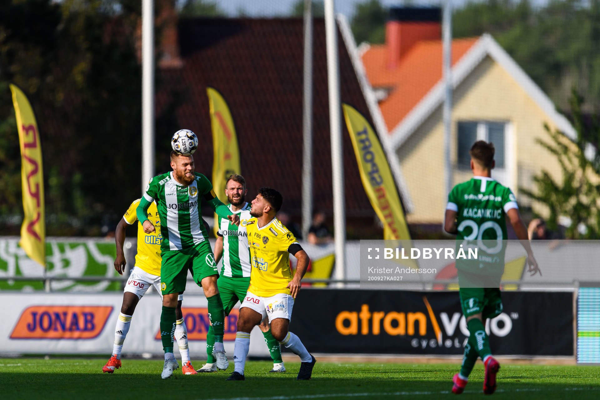 Hammarbys David Fällman och Malmö FFs Rasmus Bengtsson