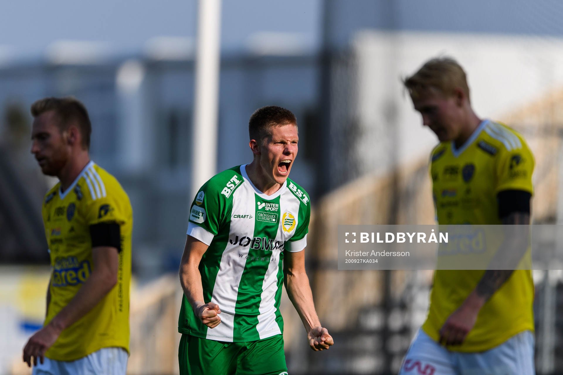 Hammarbys Aron Johansson jublar