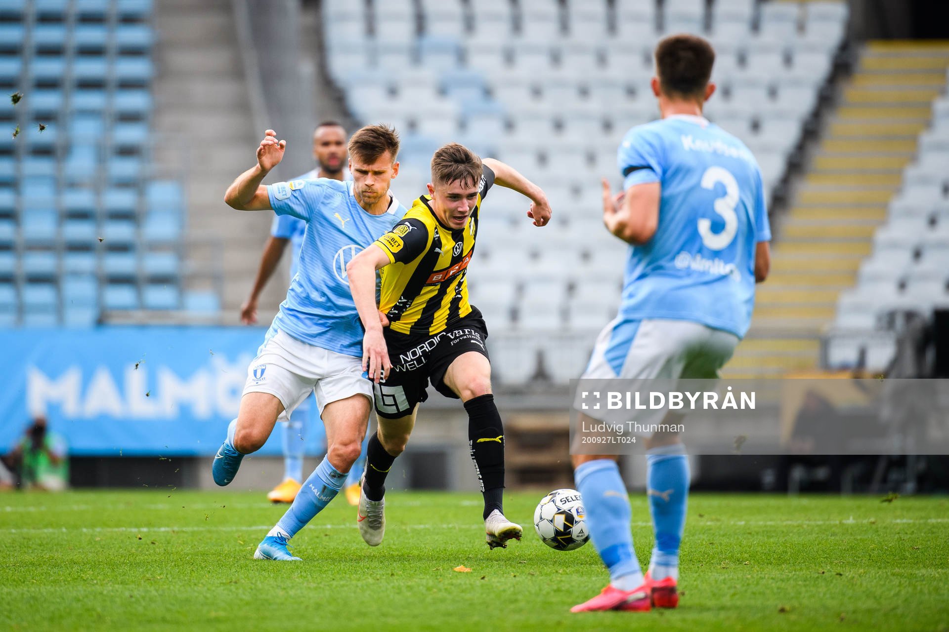 Malmö FFs Arnór Traustason och Häckens Patrik Wålemark
