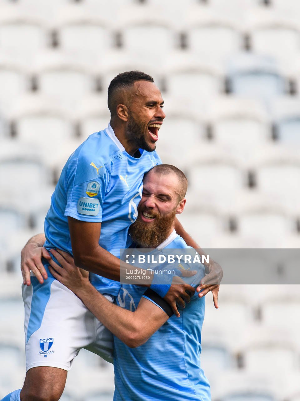 Malmö FFs Isaac Kiese Thelin jublar med Jo Inge Berget