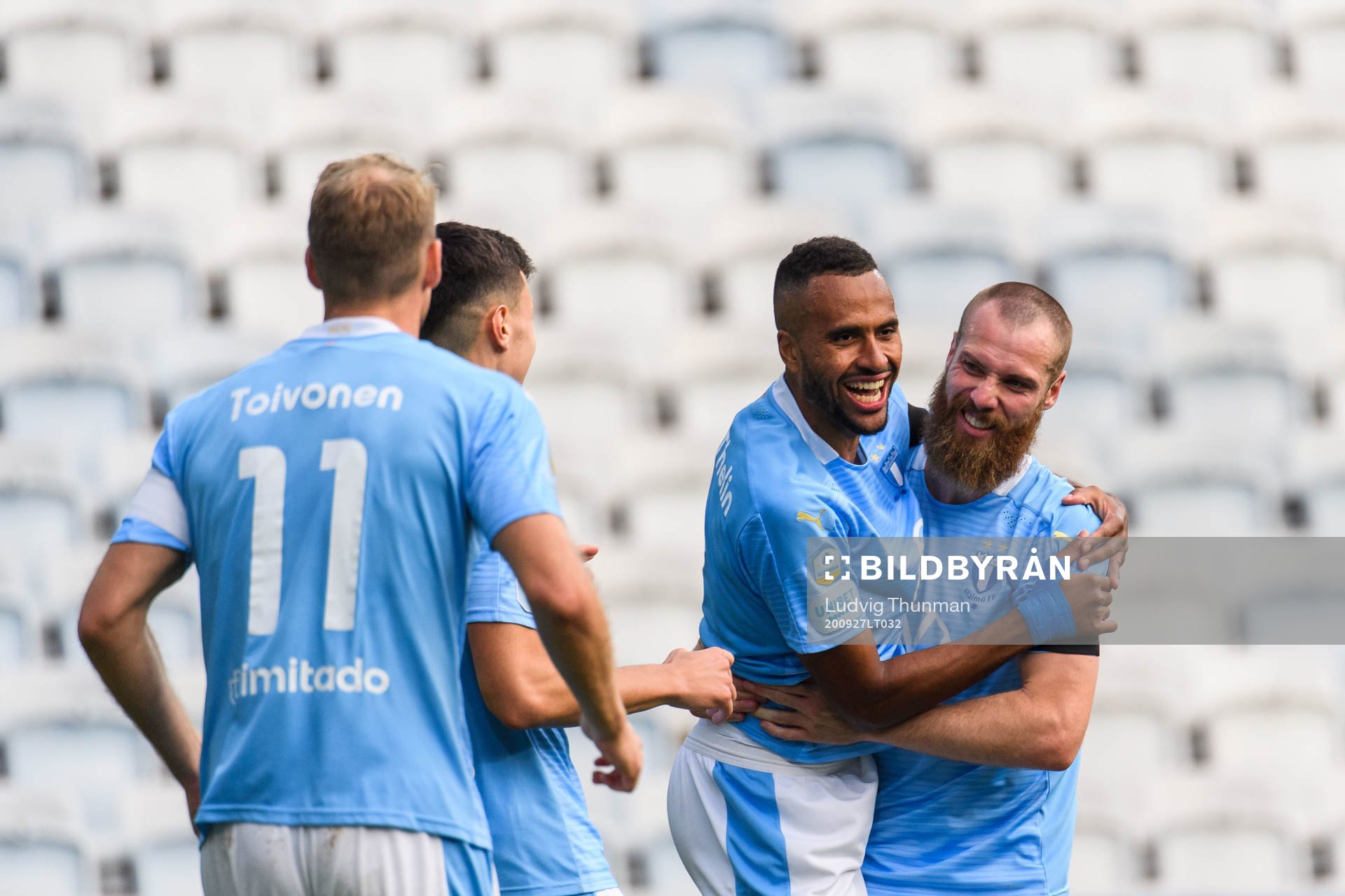 Malmö FFs Isaac Kiese Thelin jublar med Jo Inge Berget