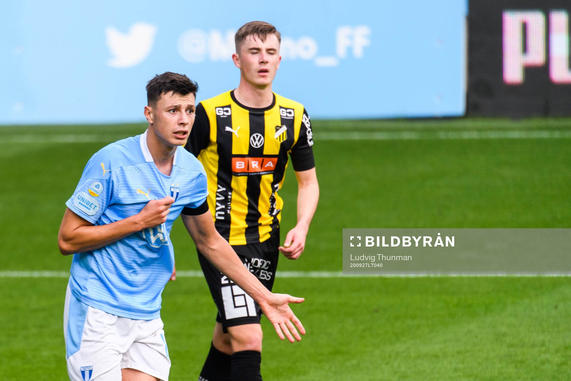 Malmö FFs Anel Ahmedhodzic reagerar