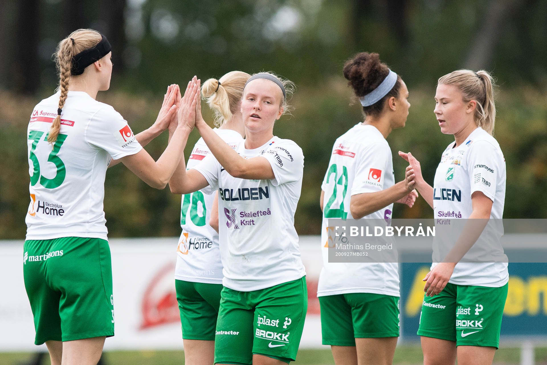 Moröns Agnes Brännström jublar med lagkamrater