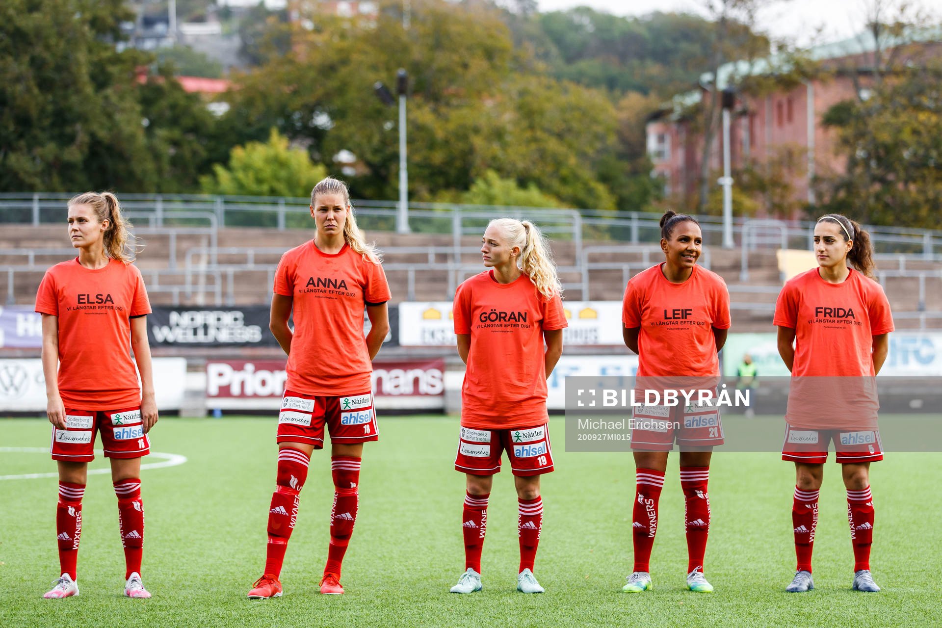 Piteås Nina Jakobsson, Astrid Larsson, Madelen Janogy och Sejde Abrahamsson inför fotbollsmatchen i Damallsvenskan mellan Kopparbergs/Göteborg och Piteå den 27 september 2020 i Göteborg.