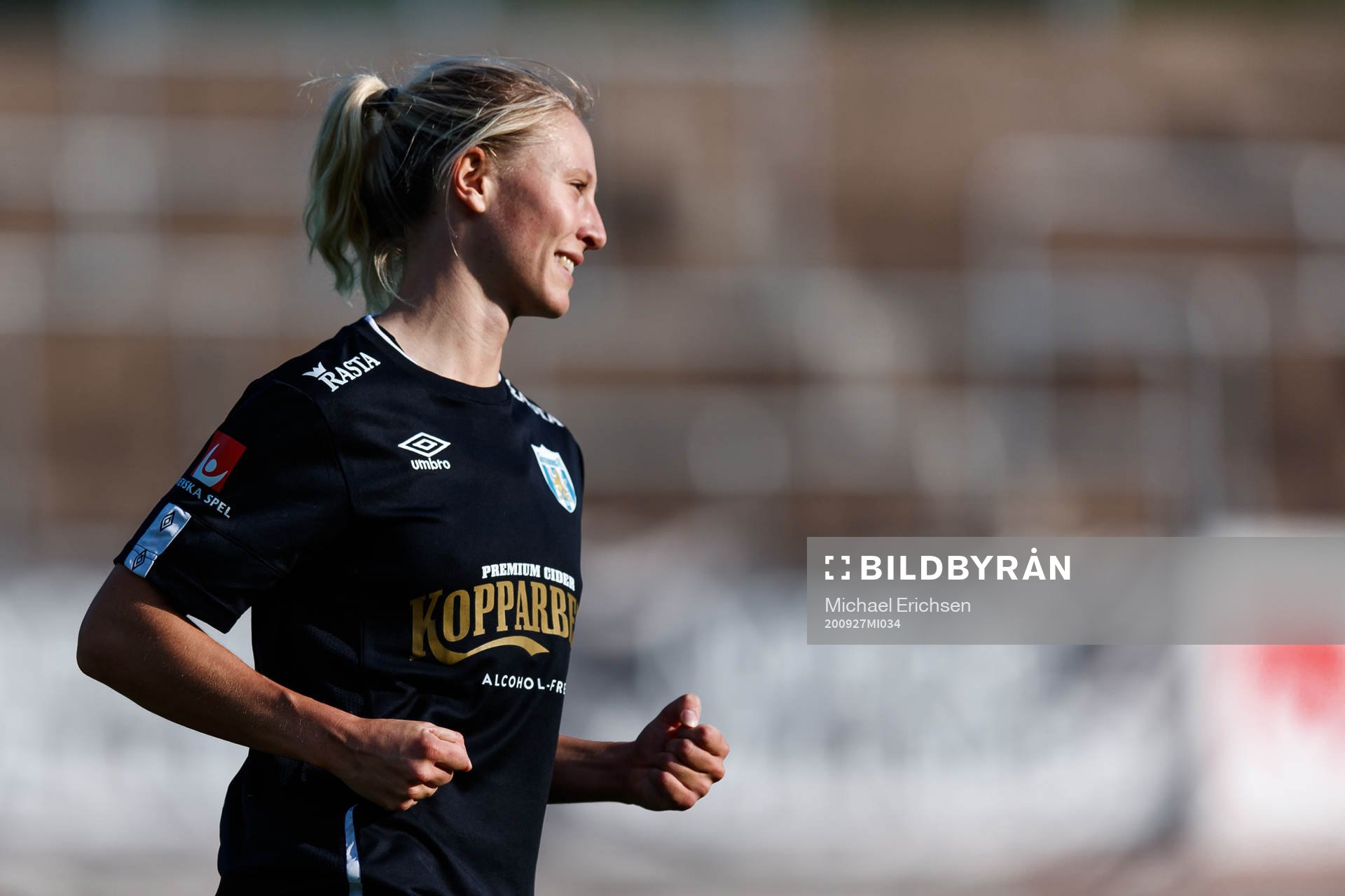 Göteborgs Rebecka Blomqvist jublar efter 3-0 under fotbollsmatchen i Damallsvenskan mellan Kopparbergs/Göteborg och Piteå den 27 september 2020 i Göteborg.
