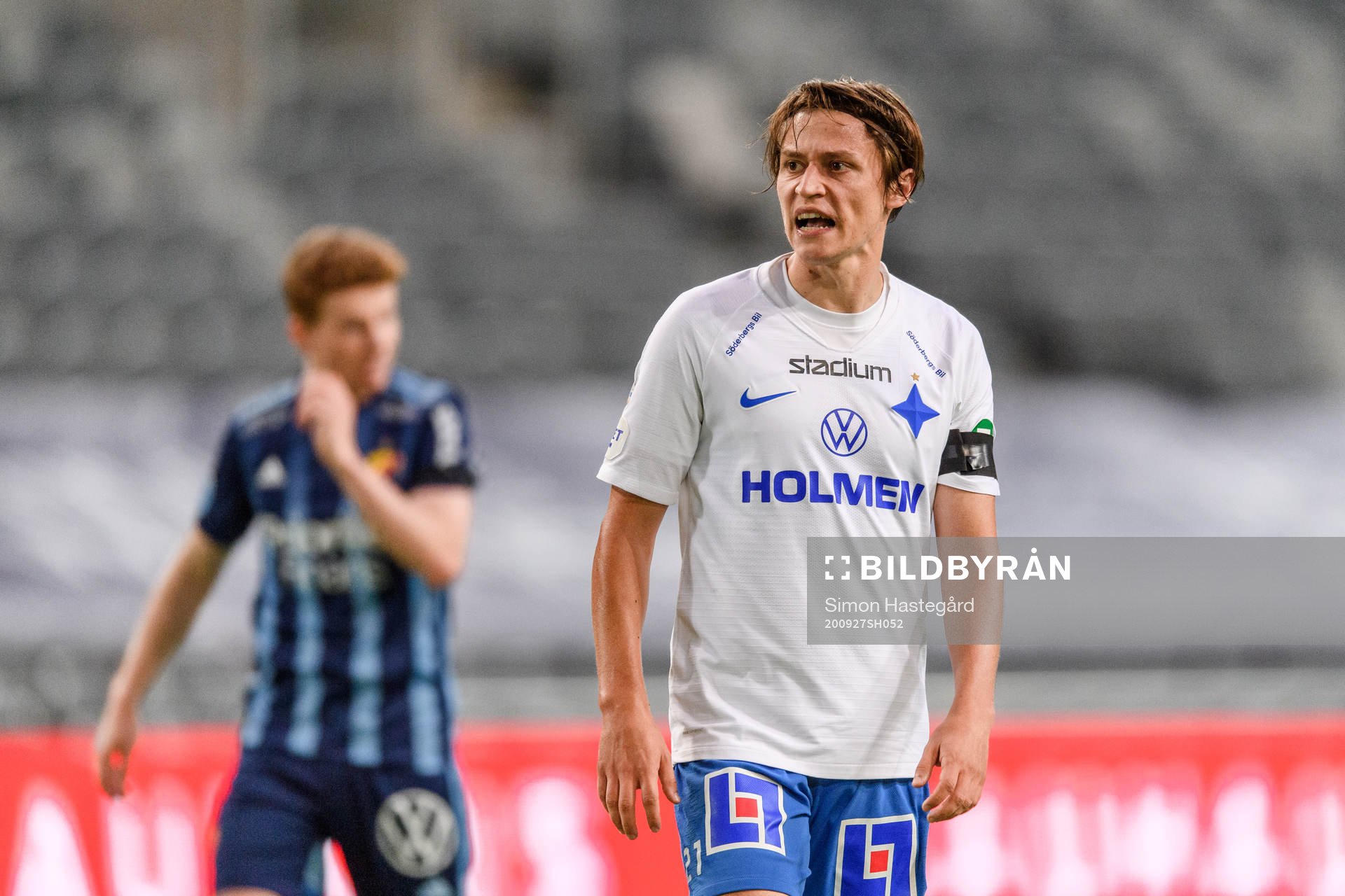 IFK Norrköpings Simon Thern reagerar