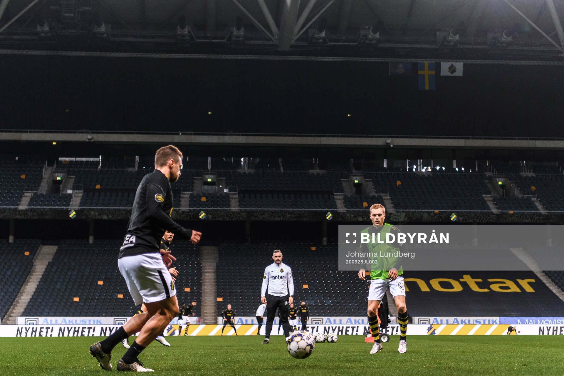 s Sebastian Larsson
