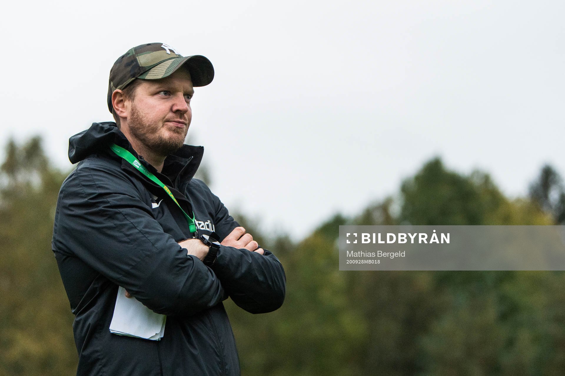 Tränare  Joel Sjöqvistunder en träning med division 3-laget i fotboll Angered BK den 28 september 2020 i Göteborg.