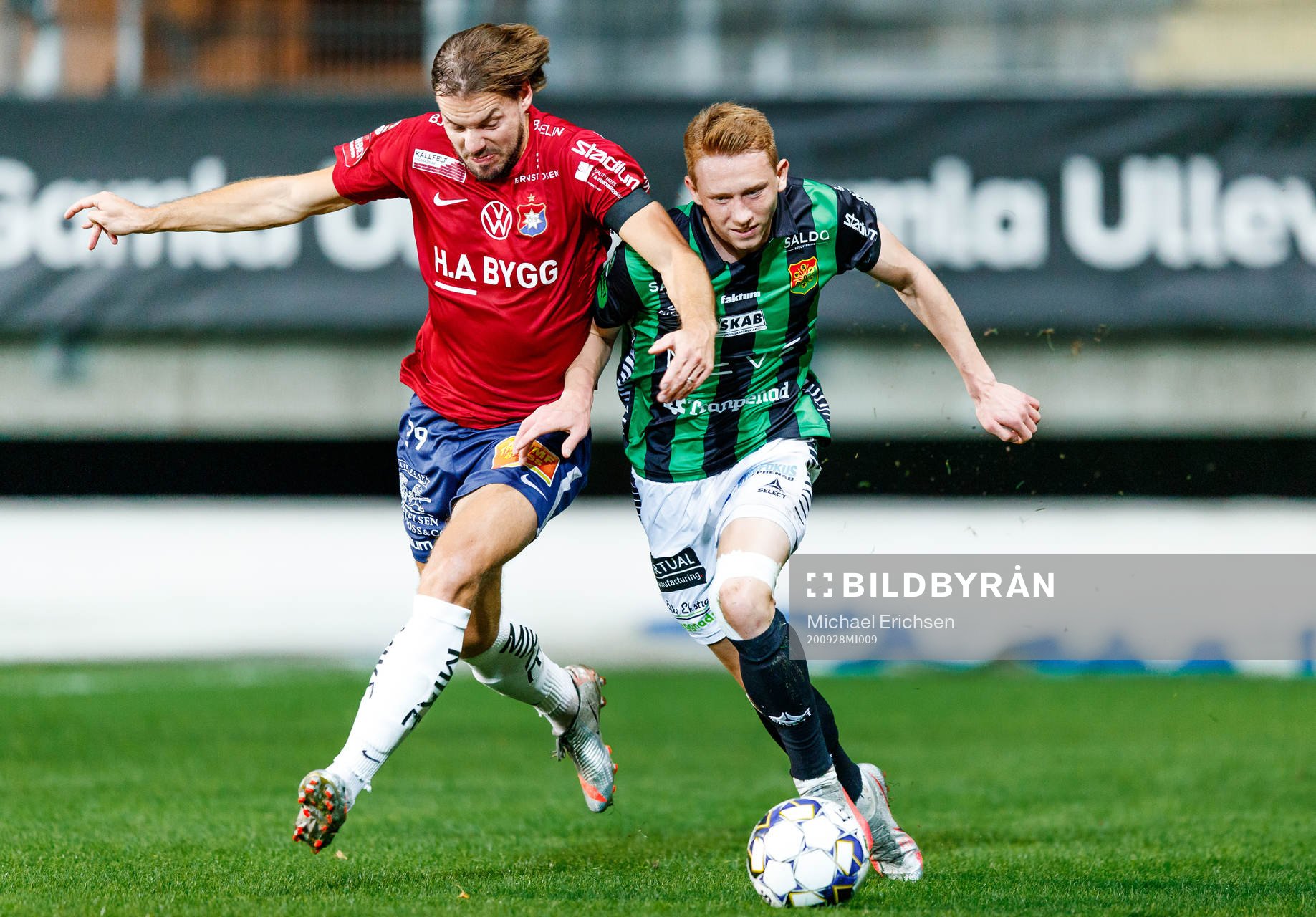 Örgrytes Danny Ervik och GAIS Julius Lindberg