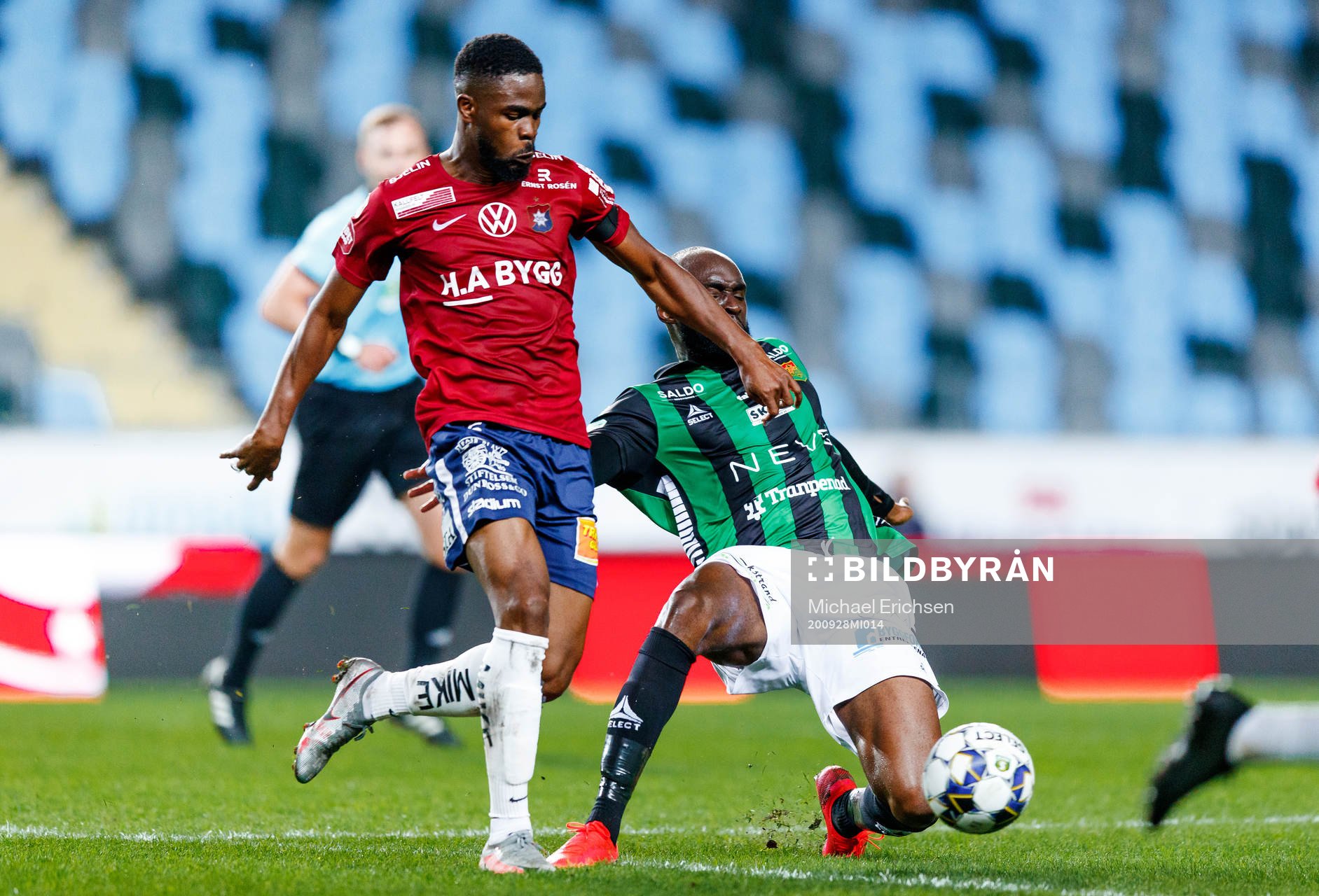 Örgrytes Abdoul Razak och GAIS Boris Lumbana