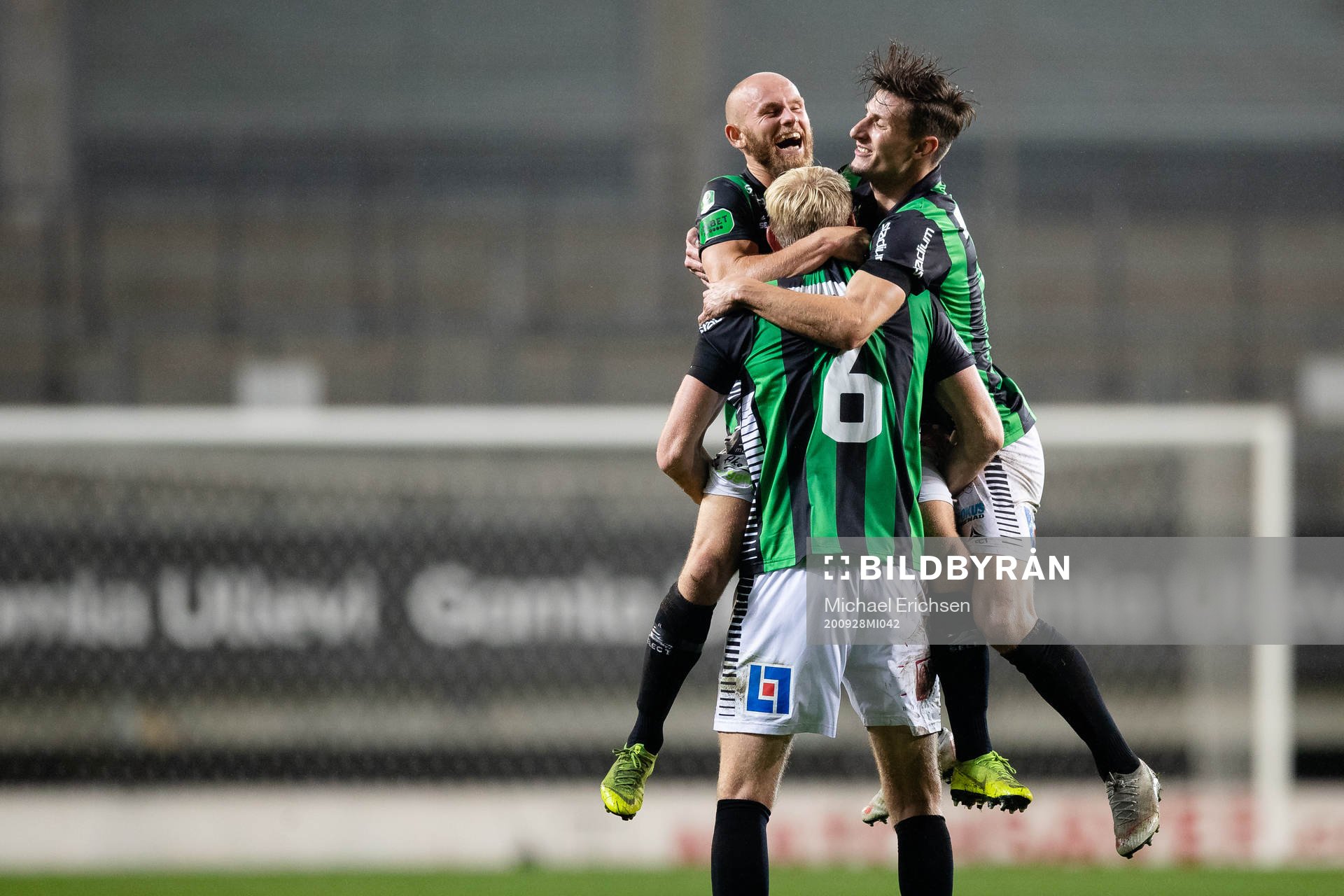 GAIS Niclas Andersén jublar ihop med Carl Elfgren Nyström