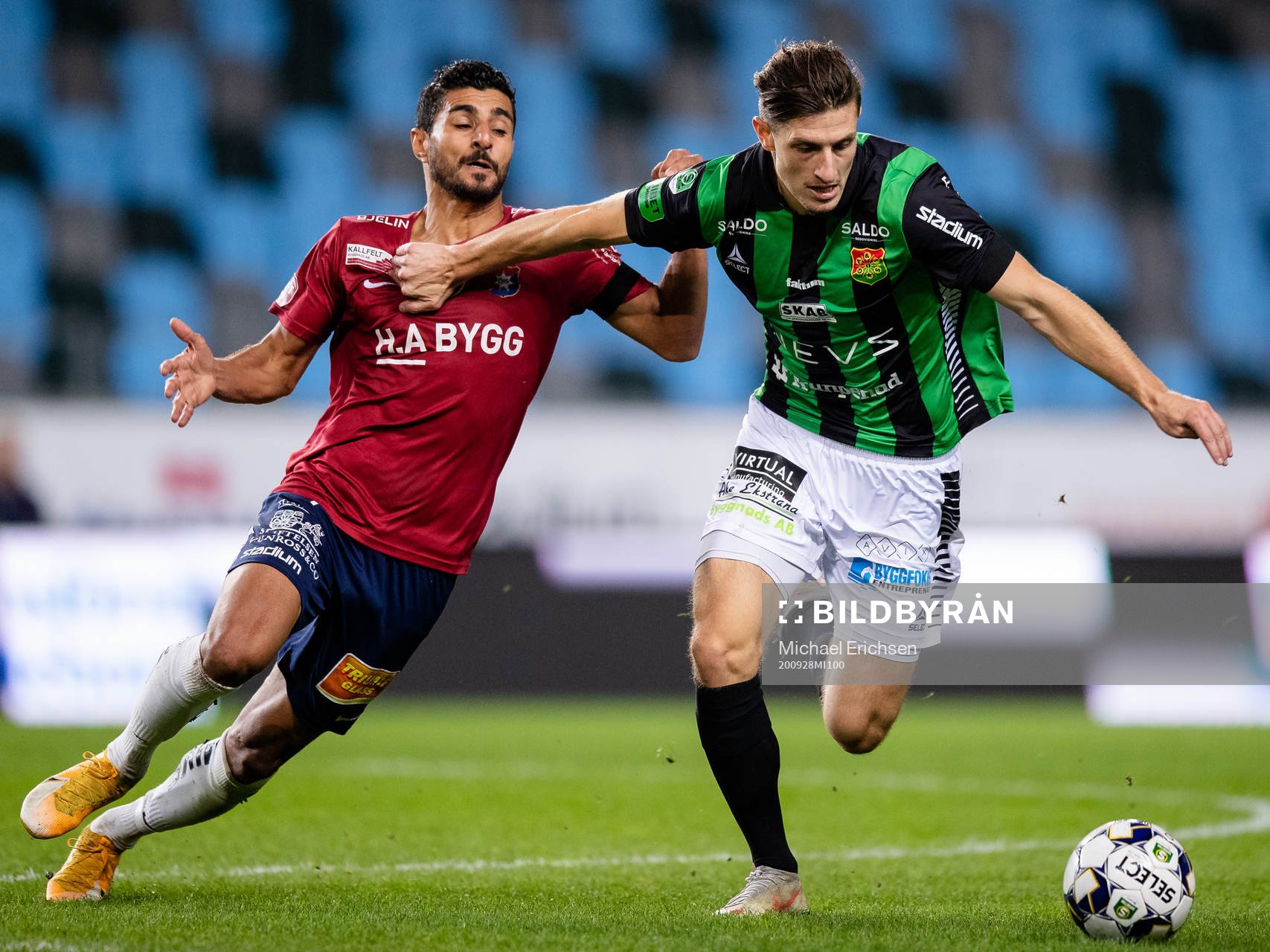 Örgrytes Ailton Jose Almeida och GAIS Adnan Maric
