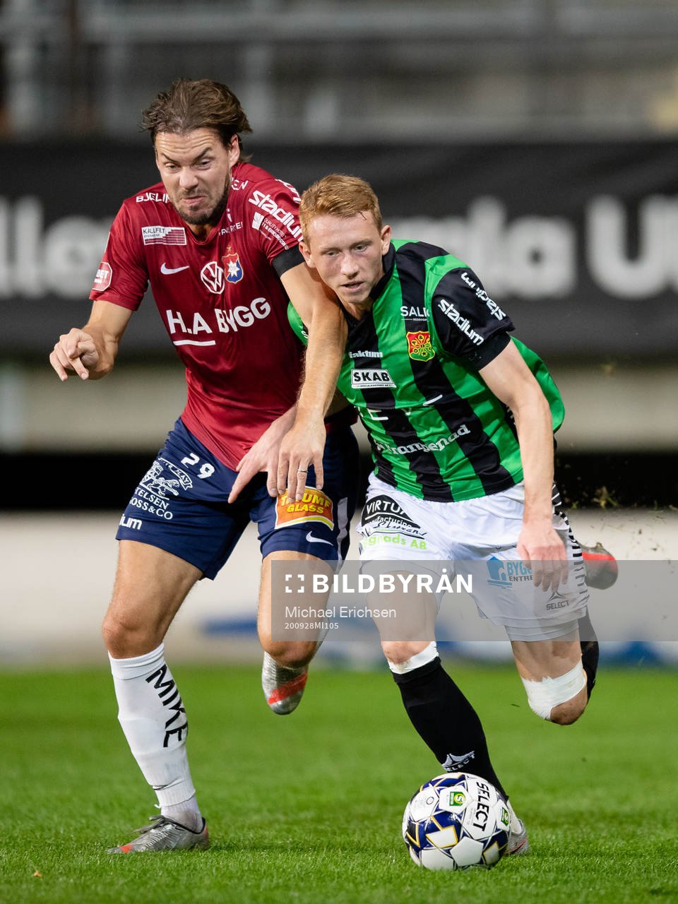 Örgrytes Danny Ervik och GAIS Julius Lindberg