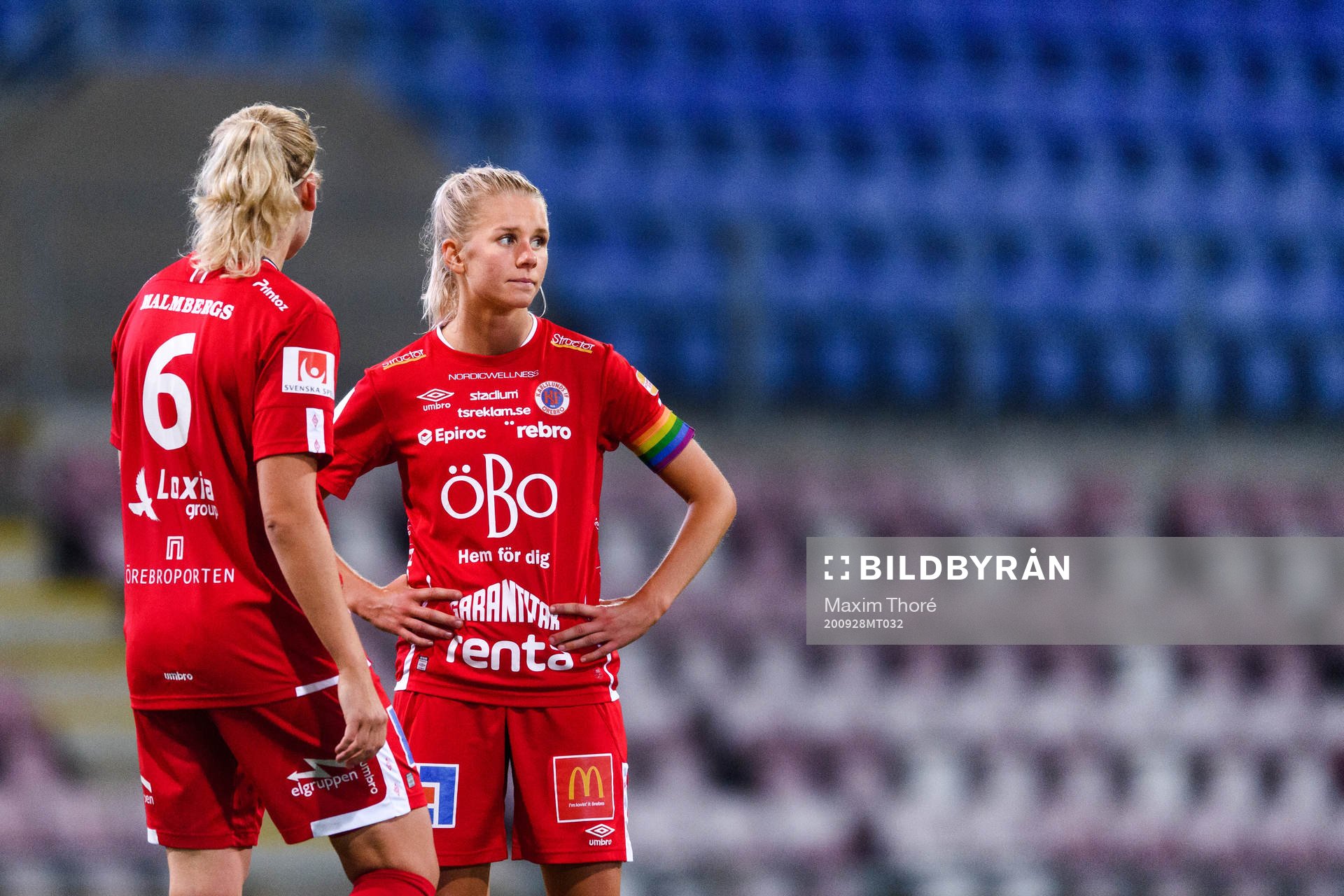 Örebros Frida Skogman och Nellie Lilja deppar