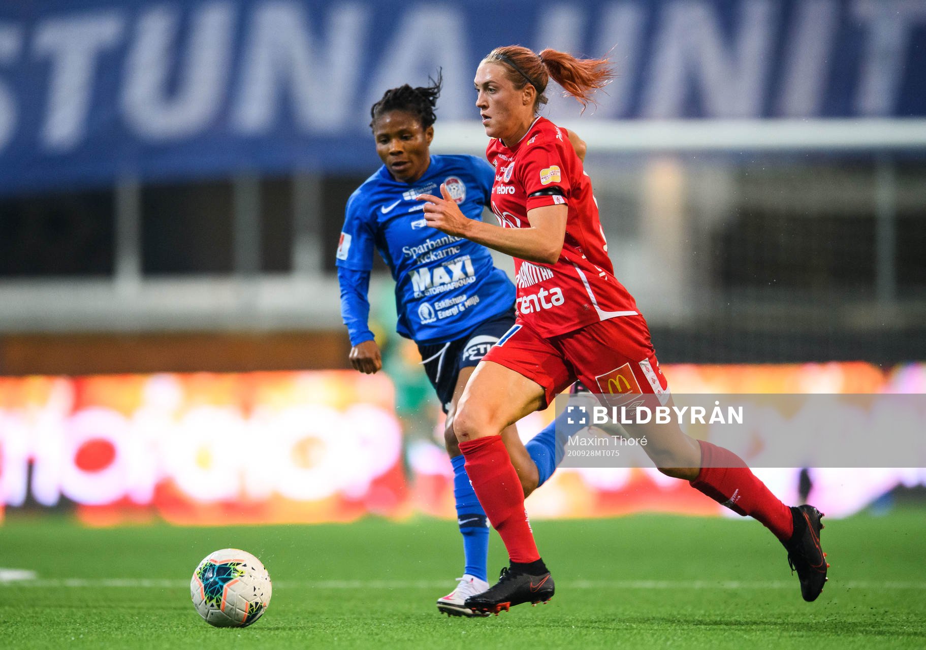 Eskilstunas Halimatu Ayinde och Örebros Freja Olofsson