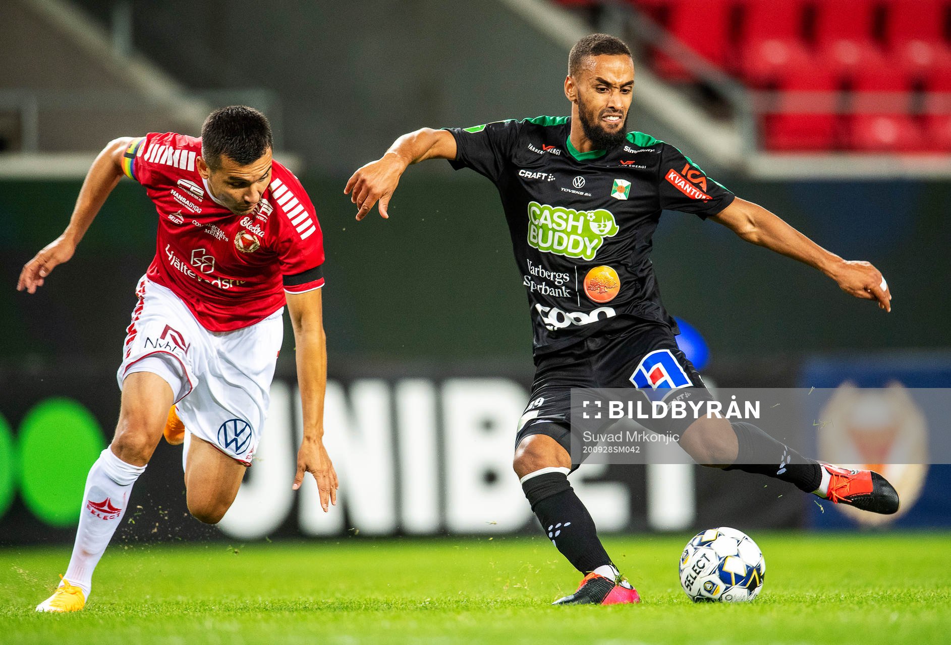 Kalmars Romário Pereira Sipião och Varbergs Junes Barny