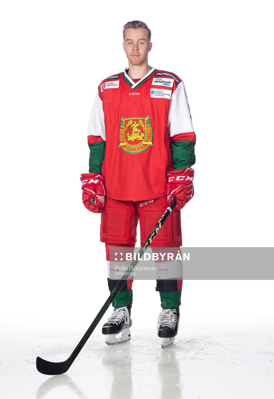 Moras Filip Lennström