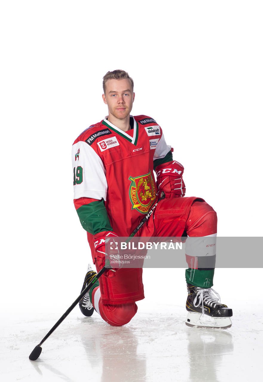 Moras Filip Lennström