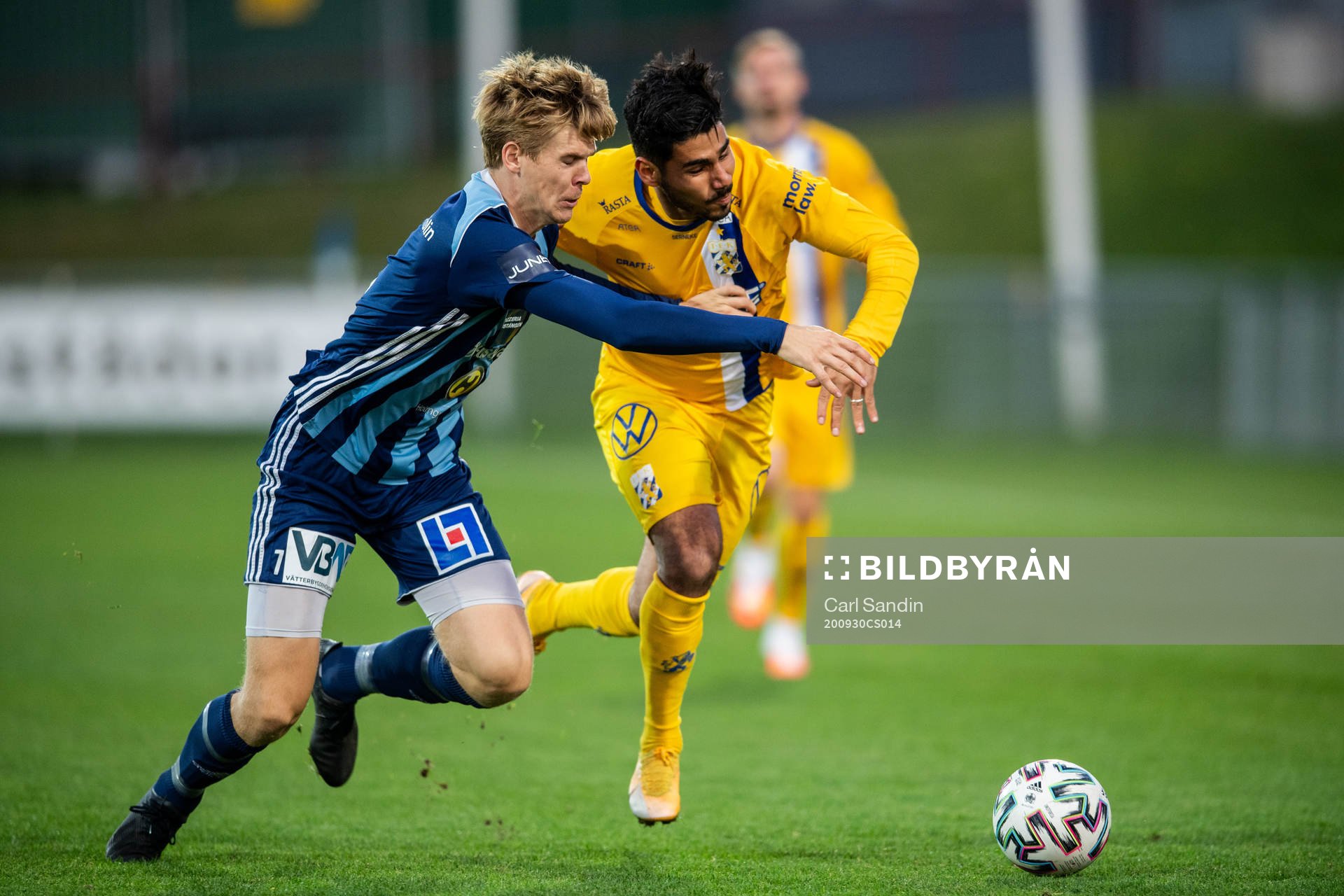 Husqvarnas Didric Andersson och IFK Göteborg Hosam Aiesh