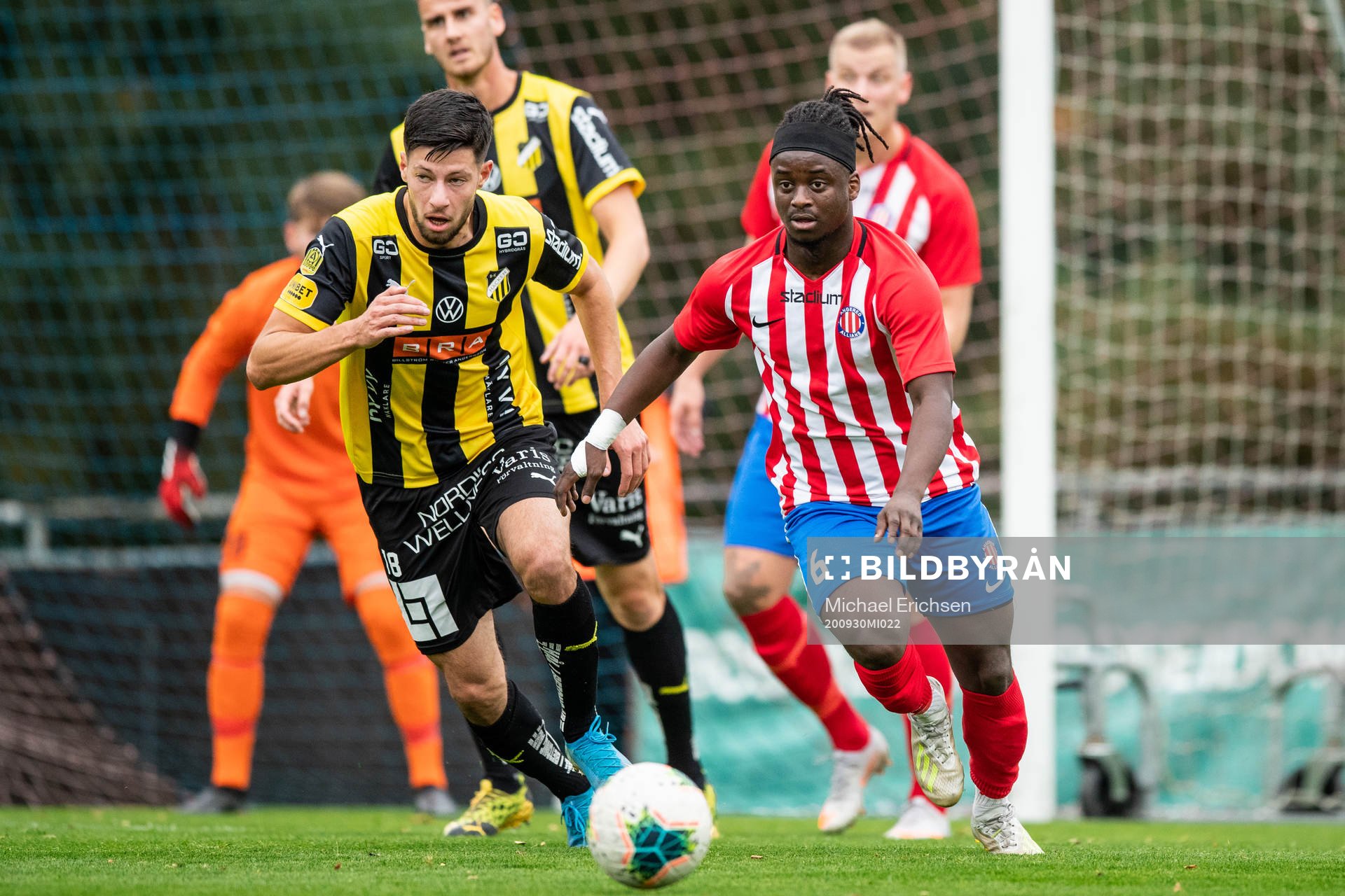 Häckens Kevin Yakob och Angereds Abdou Sabally