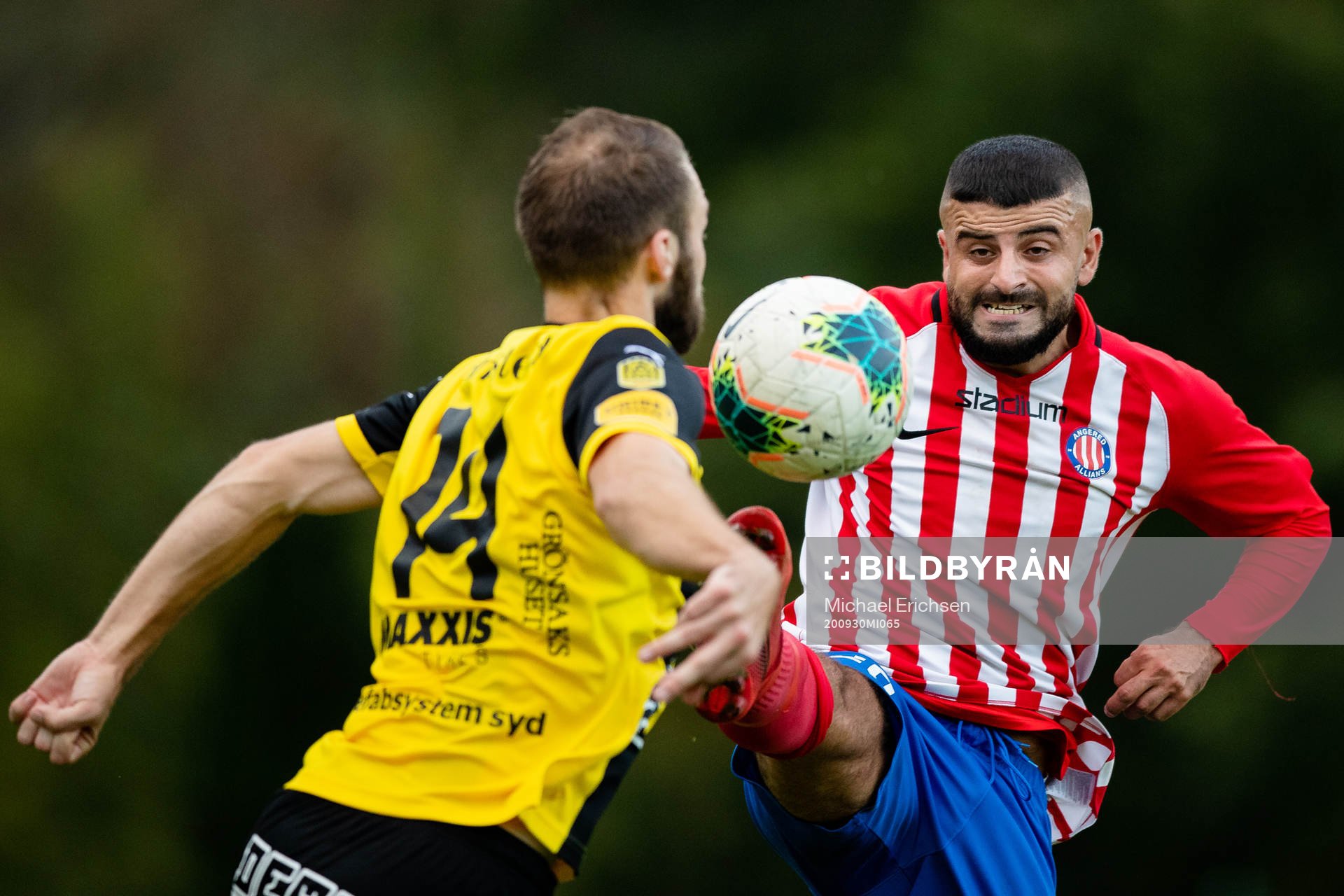 Häckens Oskar Sverrisson och Angereds Rengber Kalash