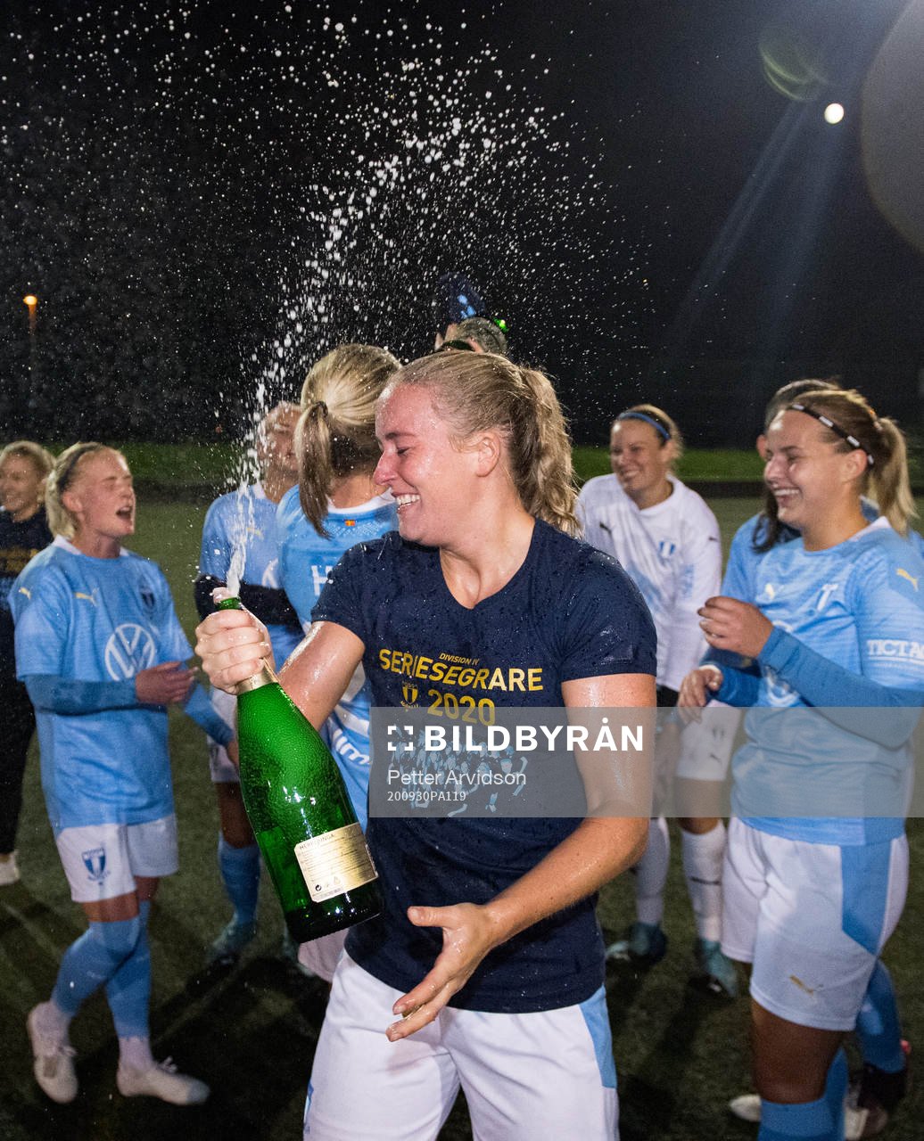 Malmö FFs Beatrice Andersson jublar