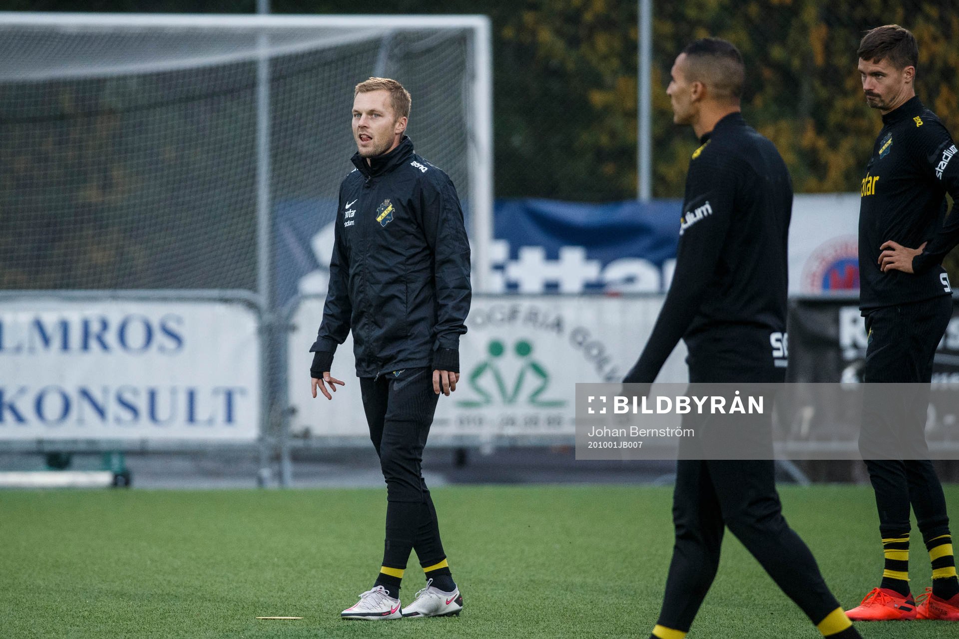 s Sebastian Larsson