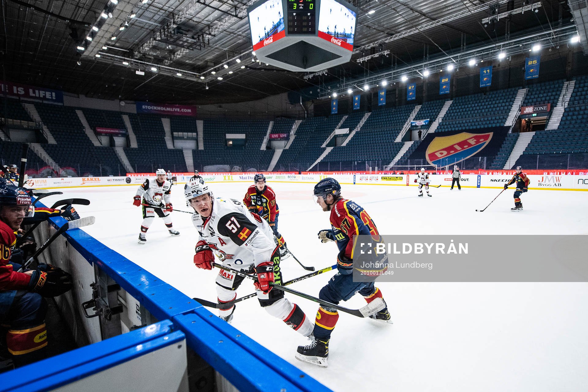 Malmö Redhawks Emil Sylvegård mot Djurgårdens Jesper