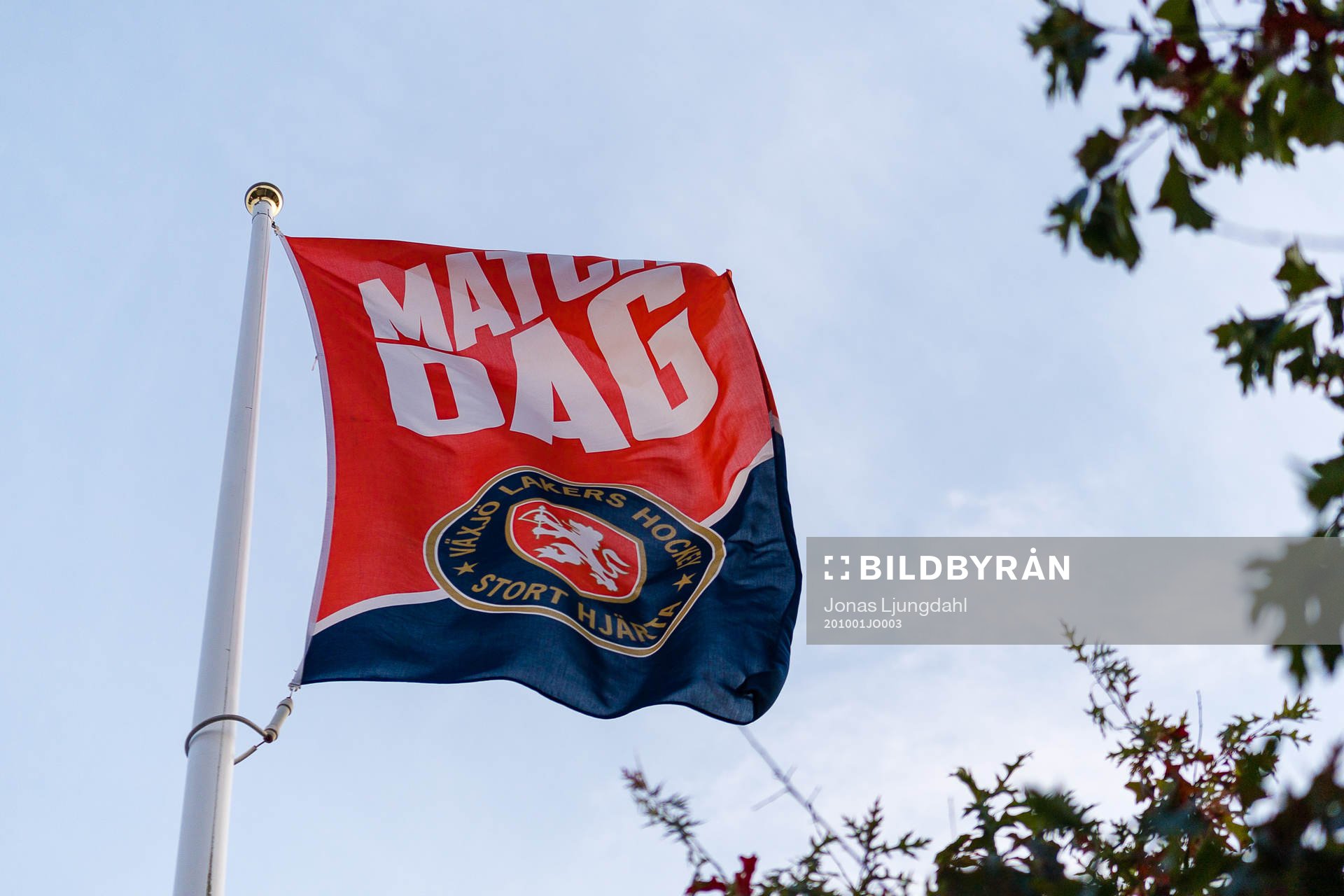 Växjös matchdag flagga före ishockeymatchen i SHL mellan