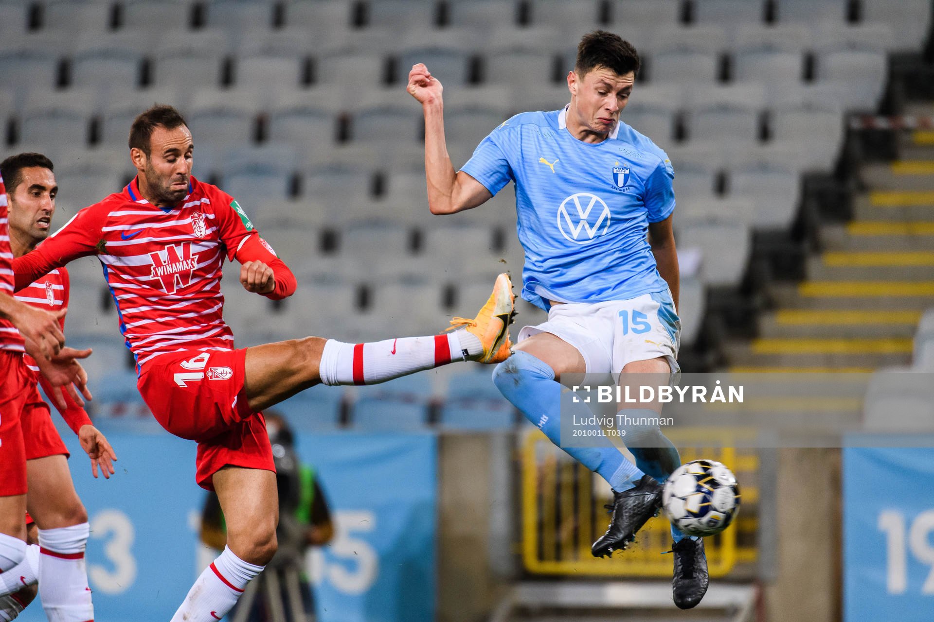 Victor Diaz of Granada and Anel Ahmedhodzic of Malmö FF