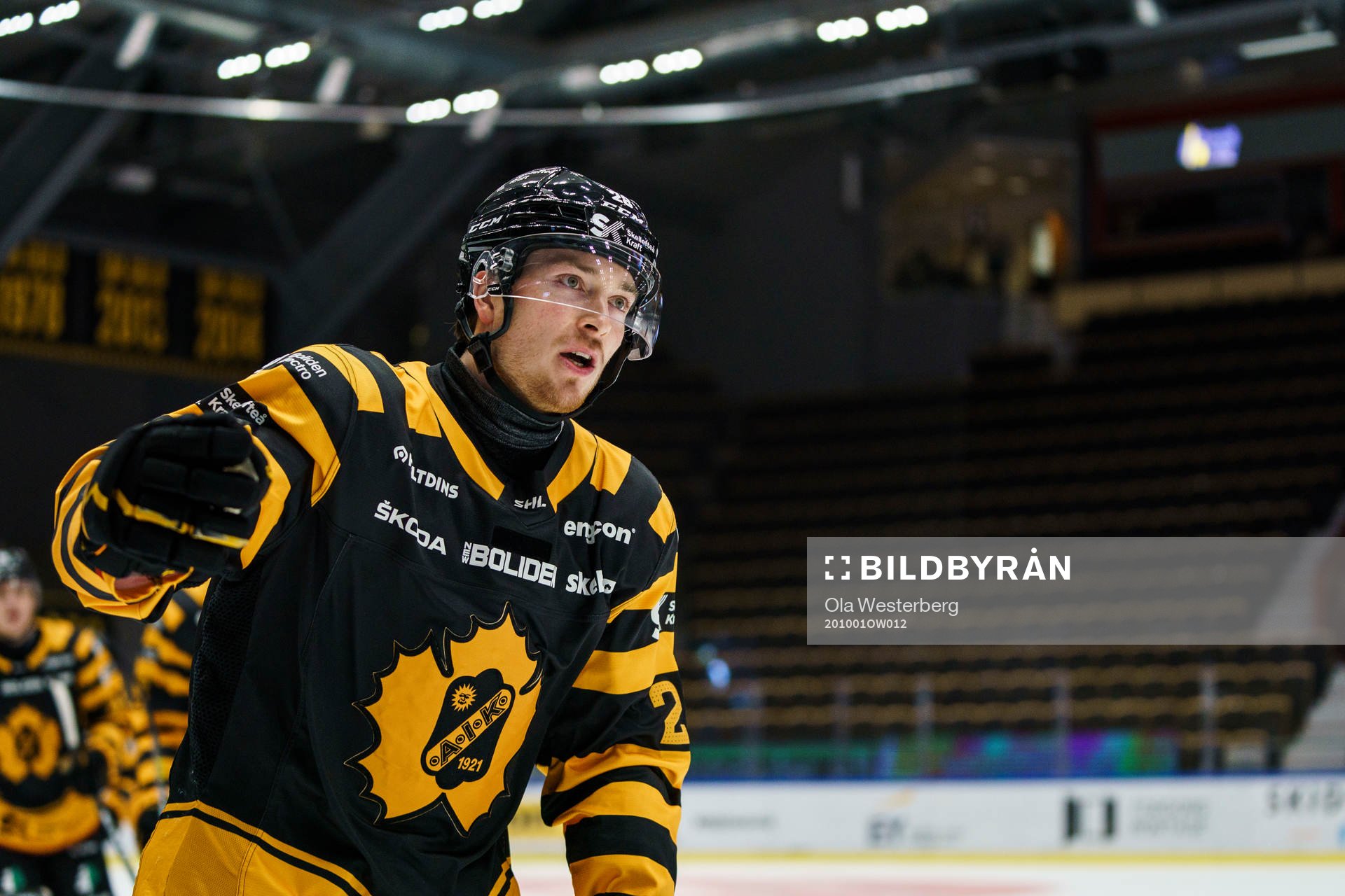Skellefteås Jesper Frödén jublar