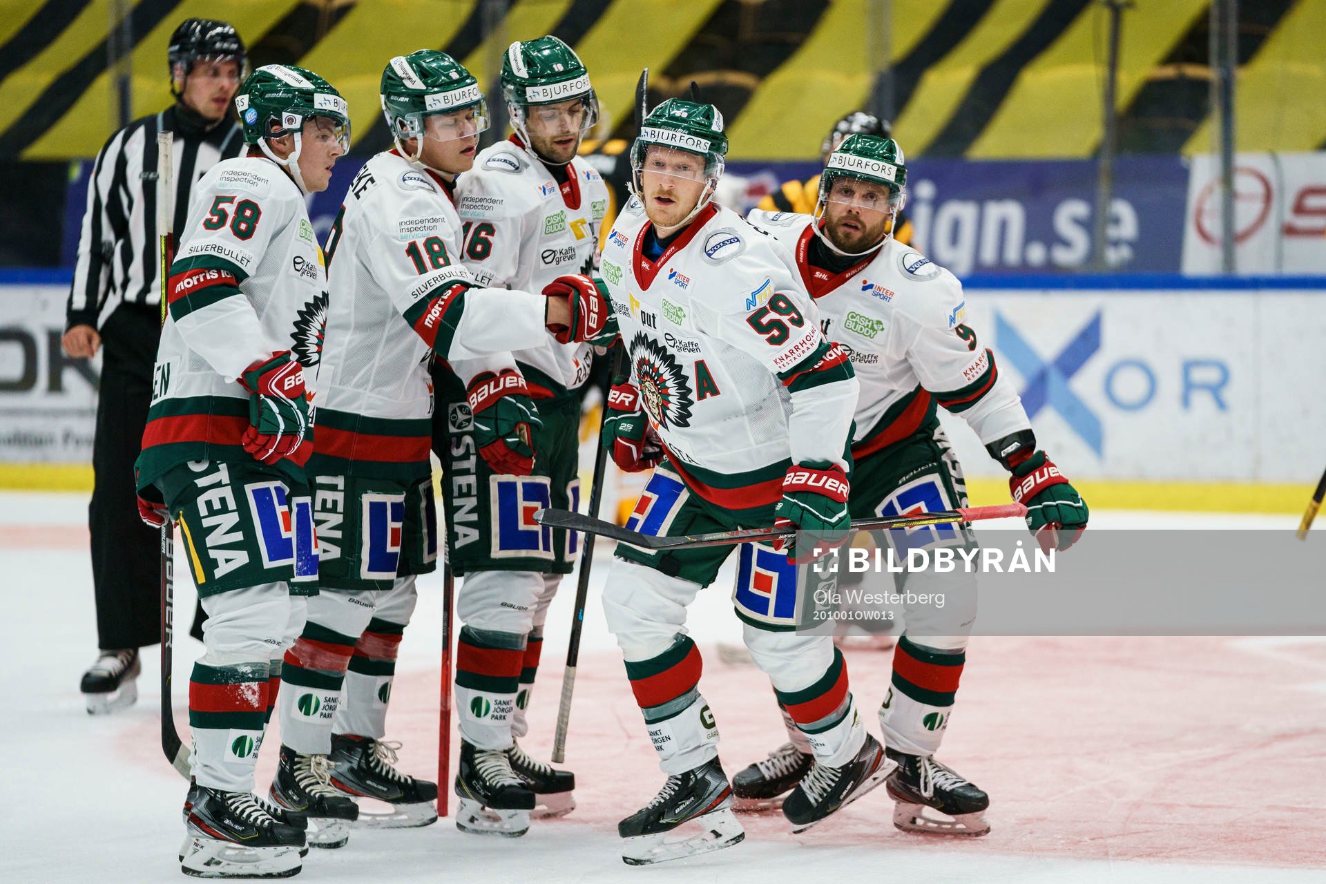 Frölundas Simon Hjalmarsson jublar