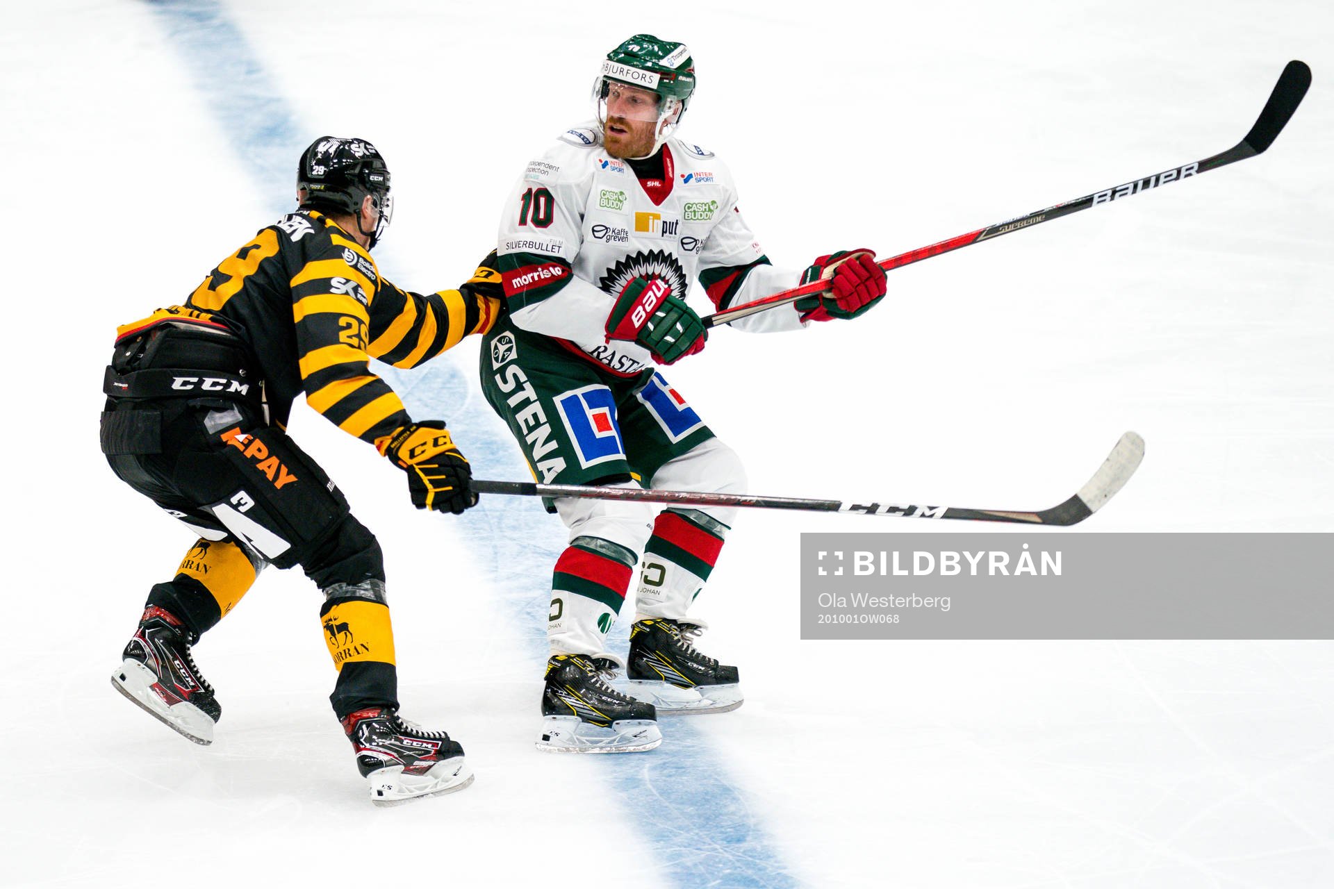 Skellefteås Albin Sundsvik och Frölundas Jens Olsson
