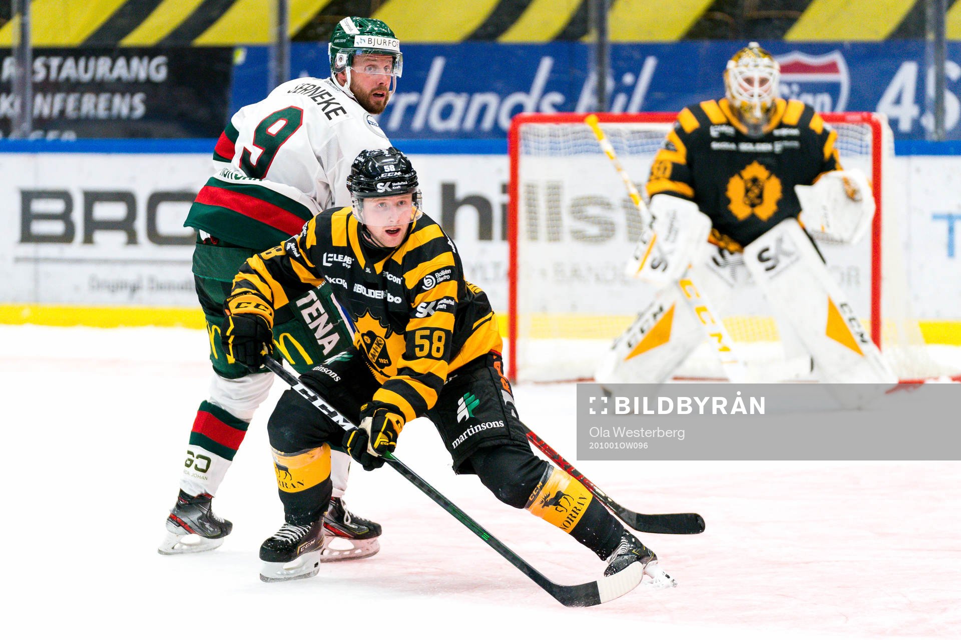 Skellefteås Oskar Nilsson och Frölundas Jan Mursak