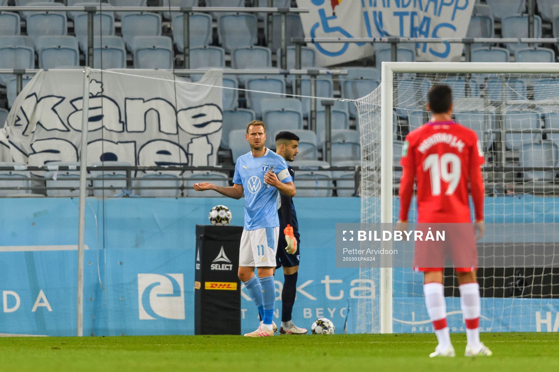 Ola Toivonen of Malmö FF in pain