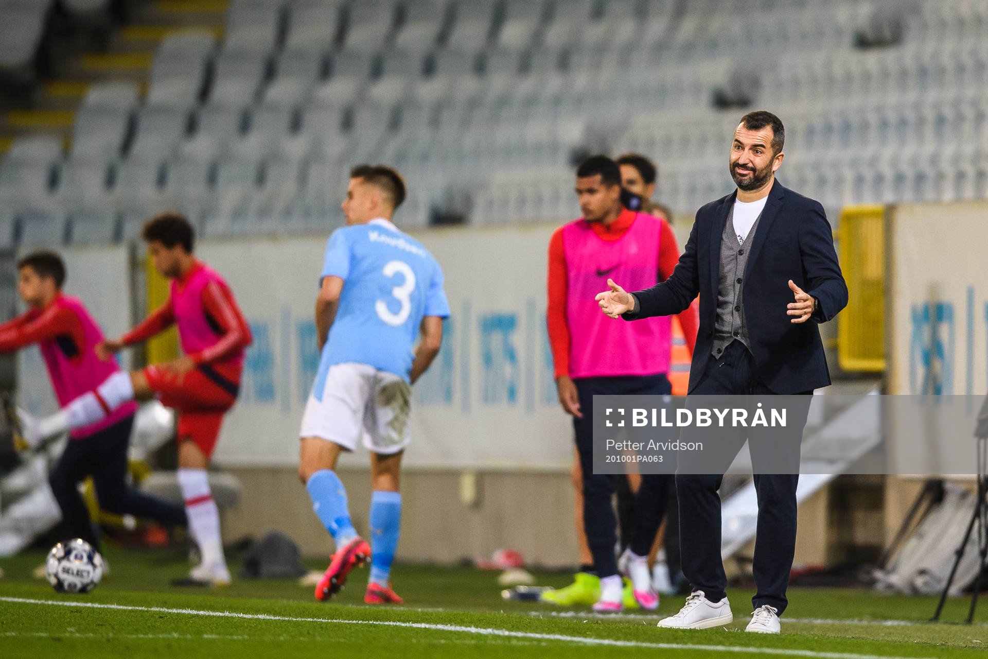 Head coach Diego Martinez Penas of Granada