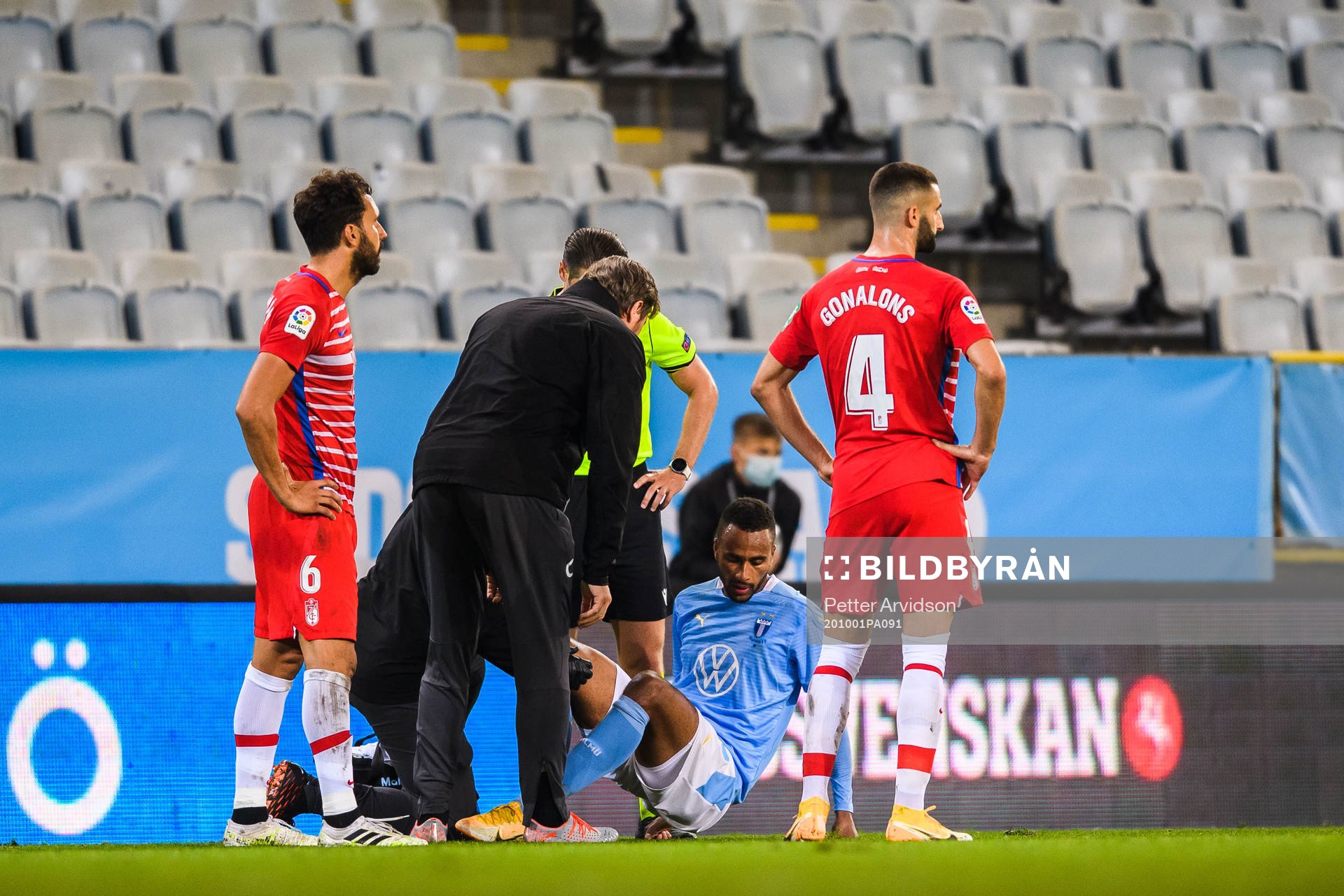 Isaac Kiese Thelin of Malmö FF receives medical treatment