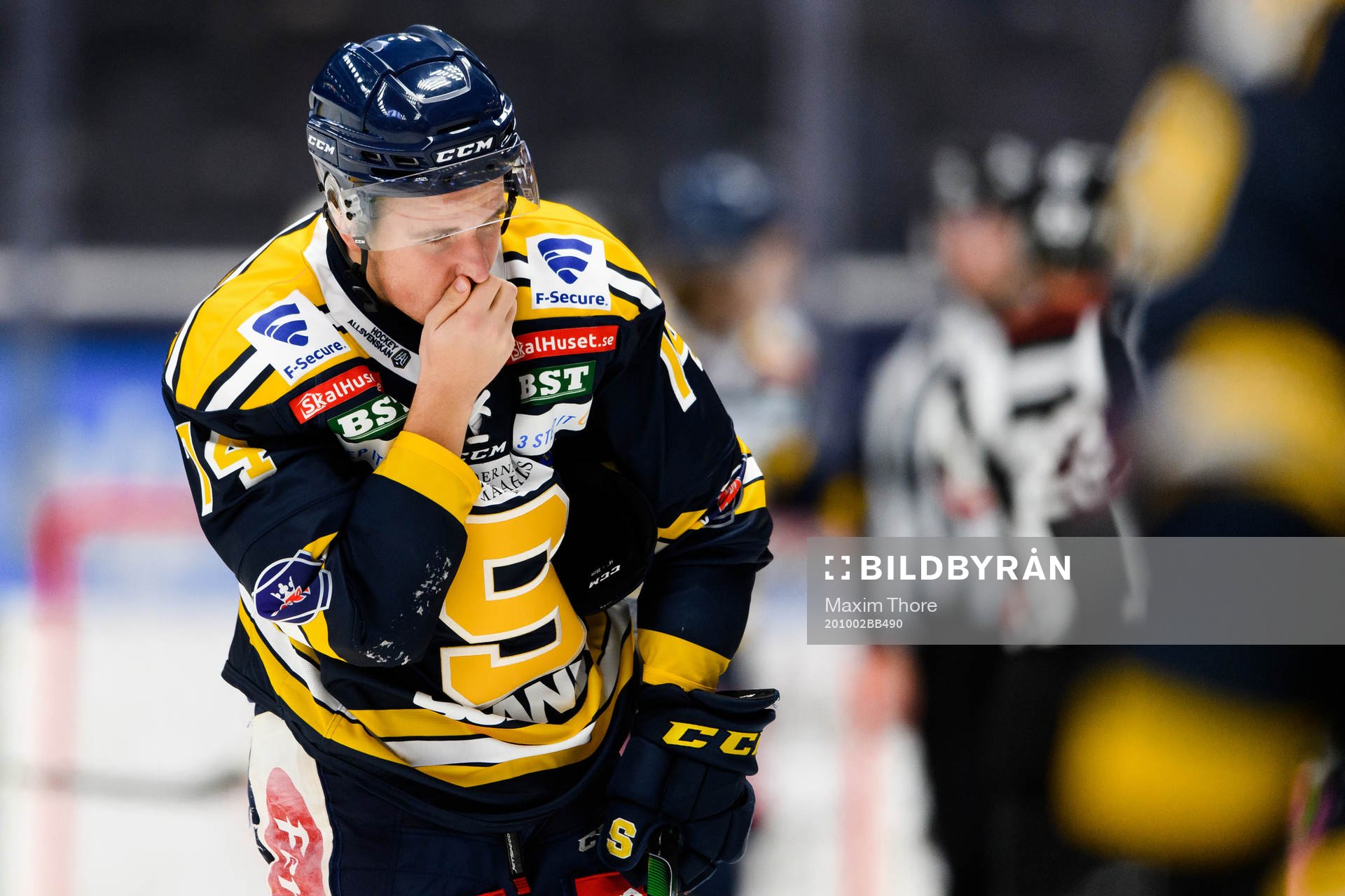 Södertäljes Rasmus Kahilainen har ont