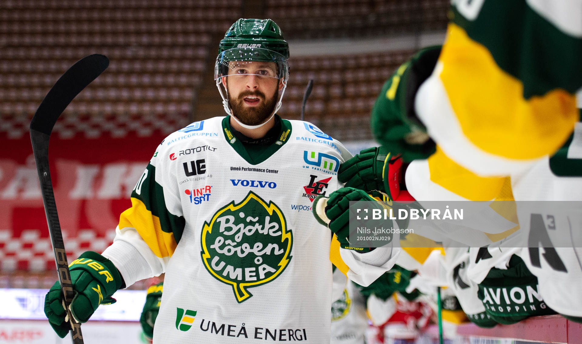 Björklövens Alex Hutchings jublar
