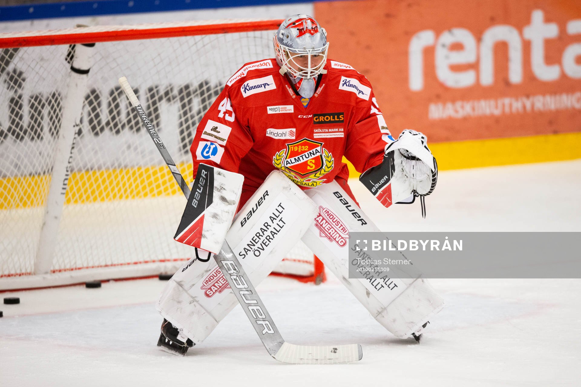 Almtunas målvakt Filip Larsson